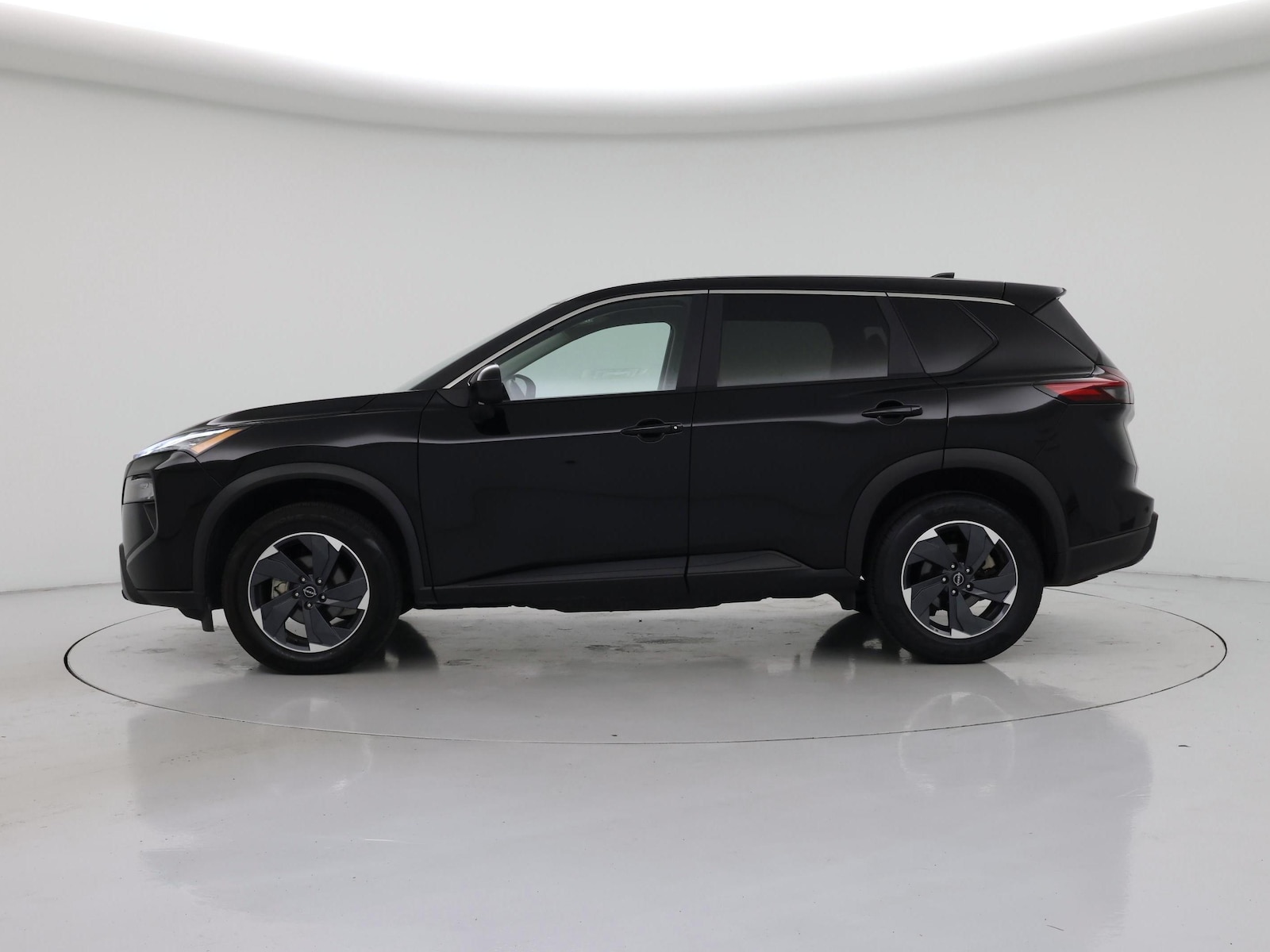 2025 Nissan Rogue SV - Photo 4
