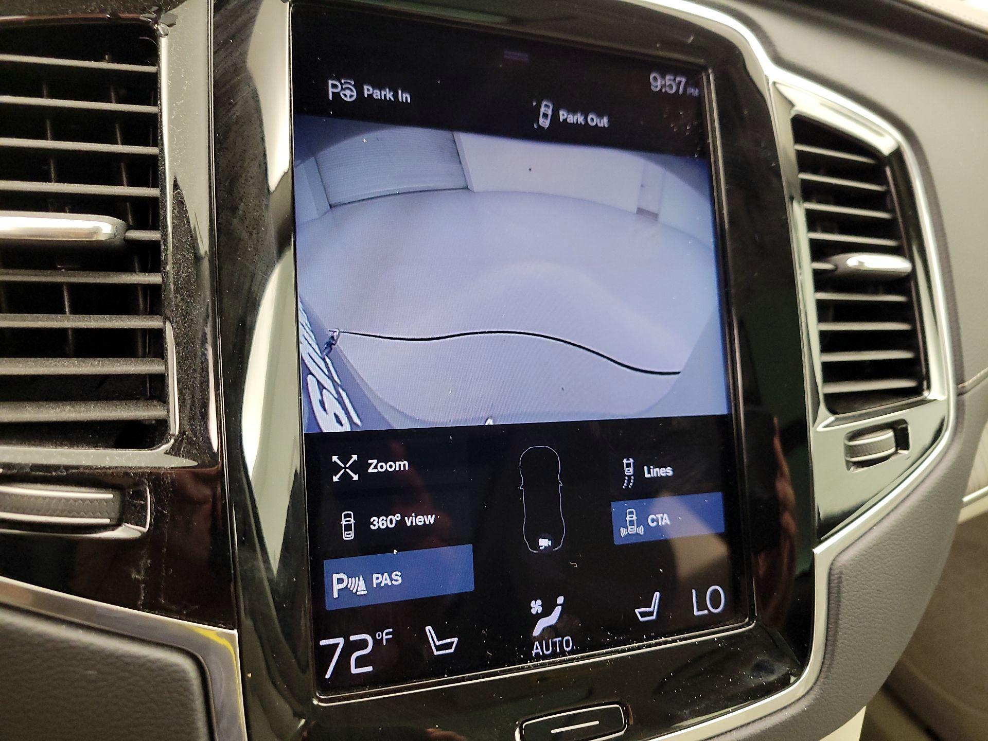 Thumbnail: 2021 Volvo XC90 - 15