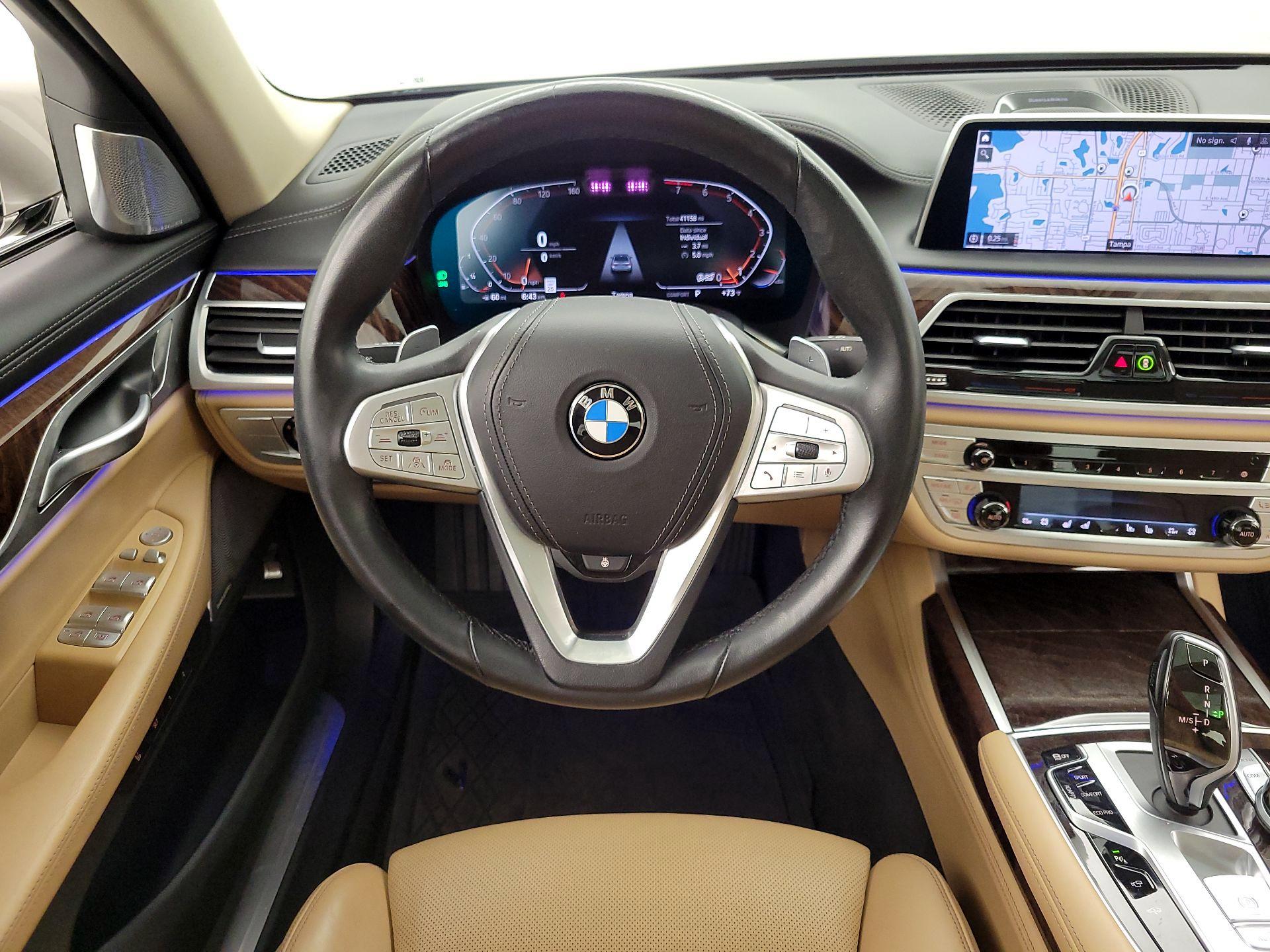 Thumbnail: 2021 BMW 7 Series - 10