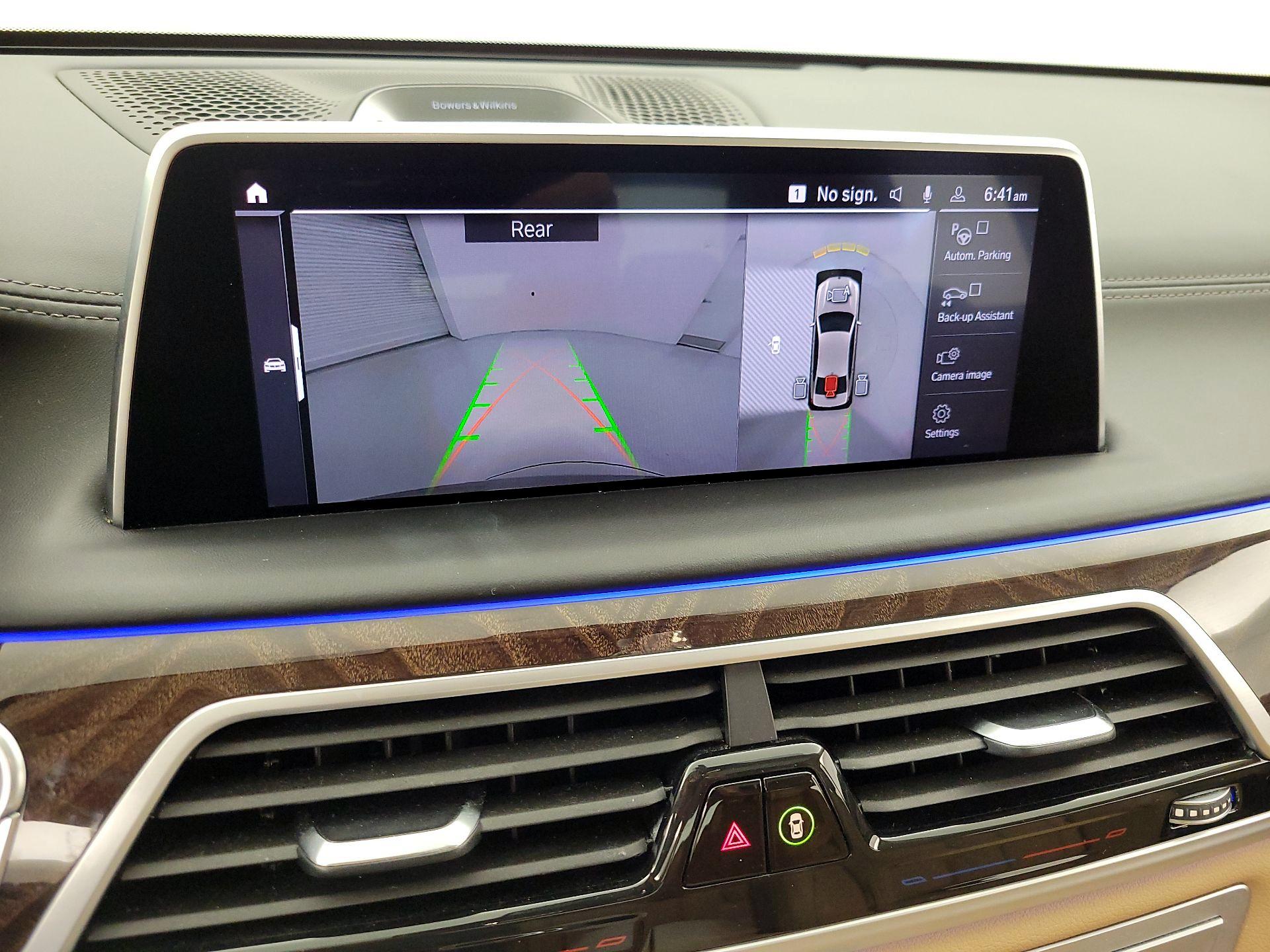 Thumbnail: 2021 BMW 7 Series - 15