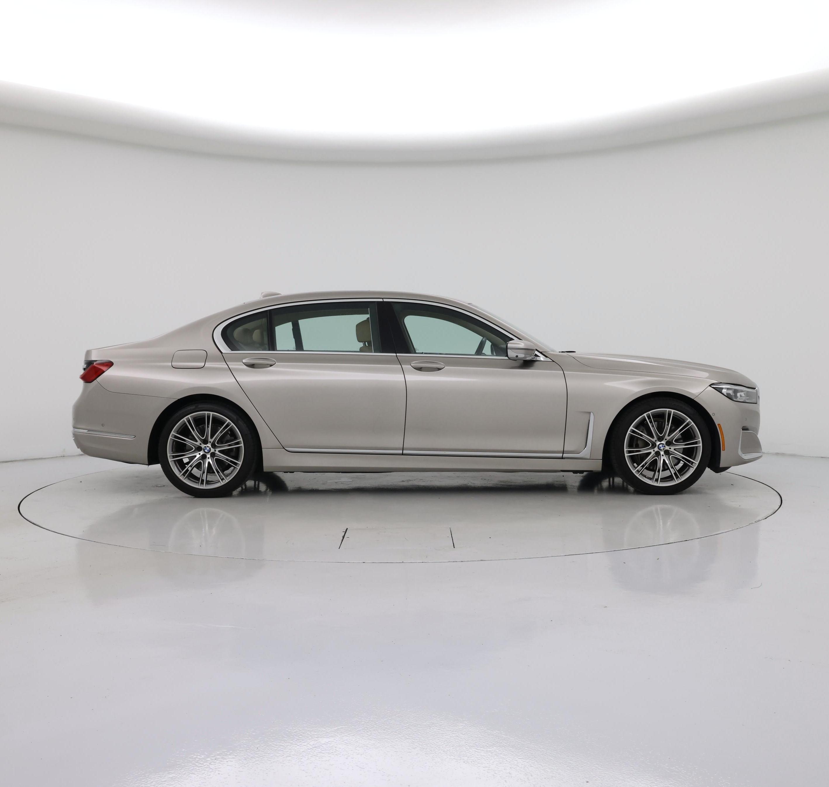 Thumbnail: 2021 BMW 7 Series - 7