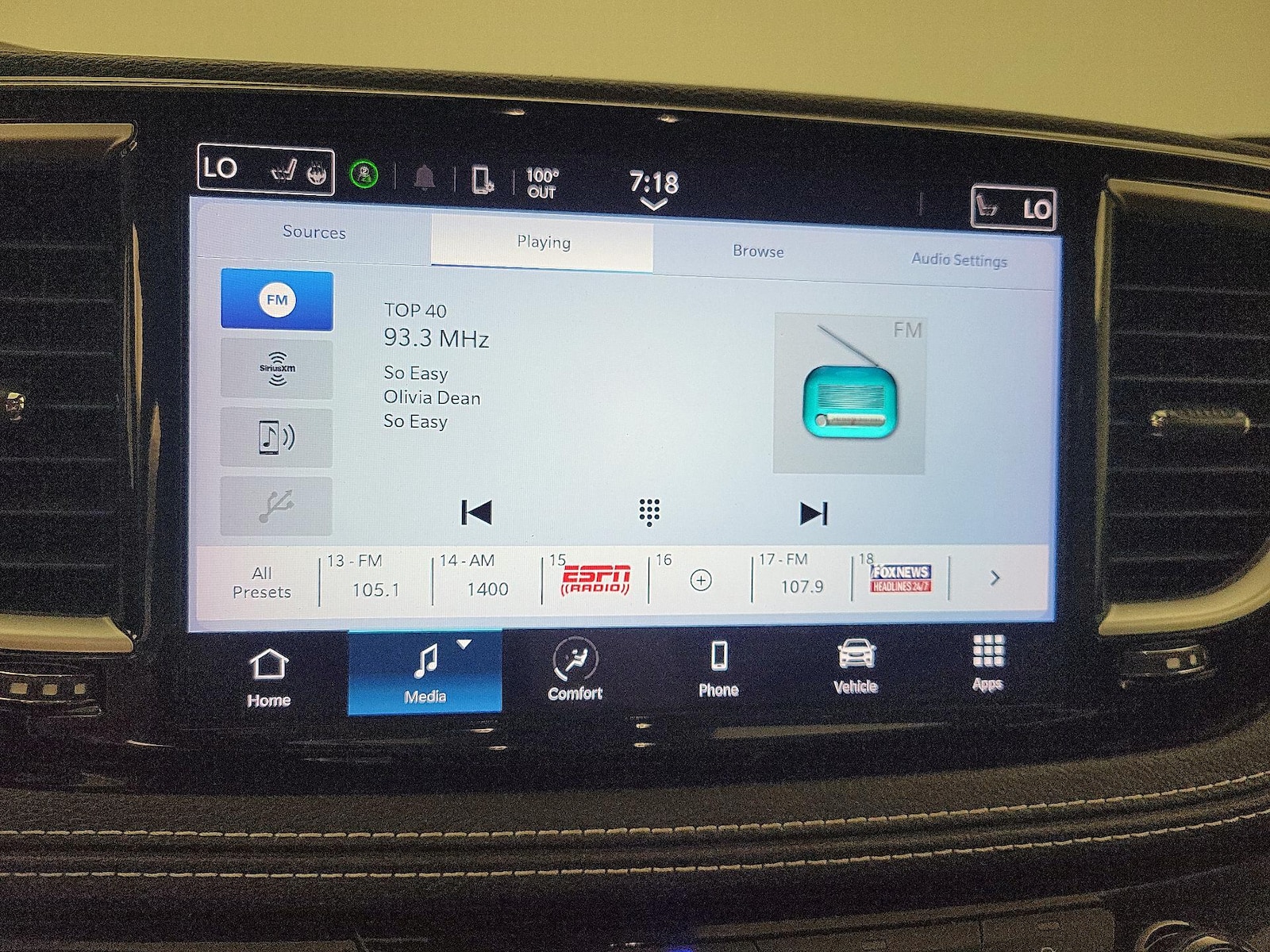 2023 Chrysler Pacifica Hybrid Touring L - Photo 16