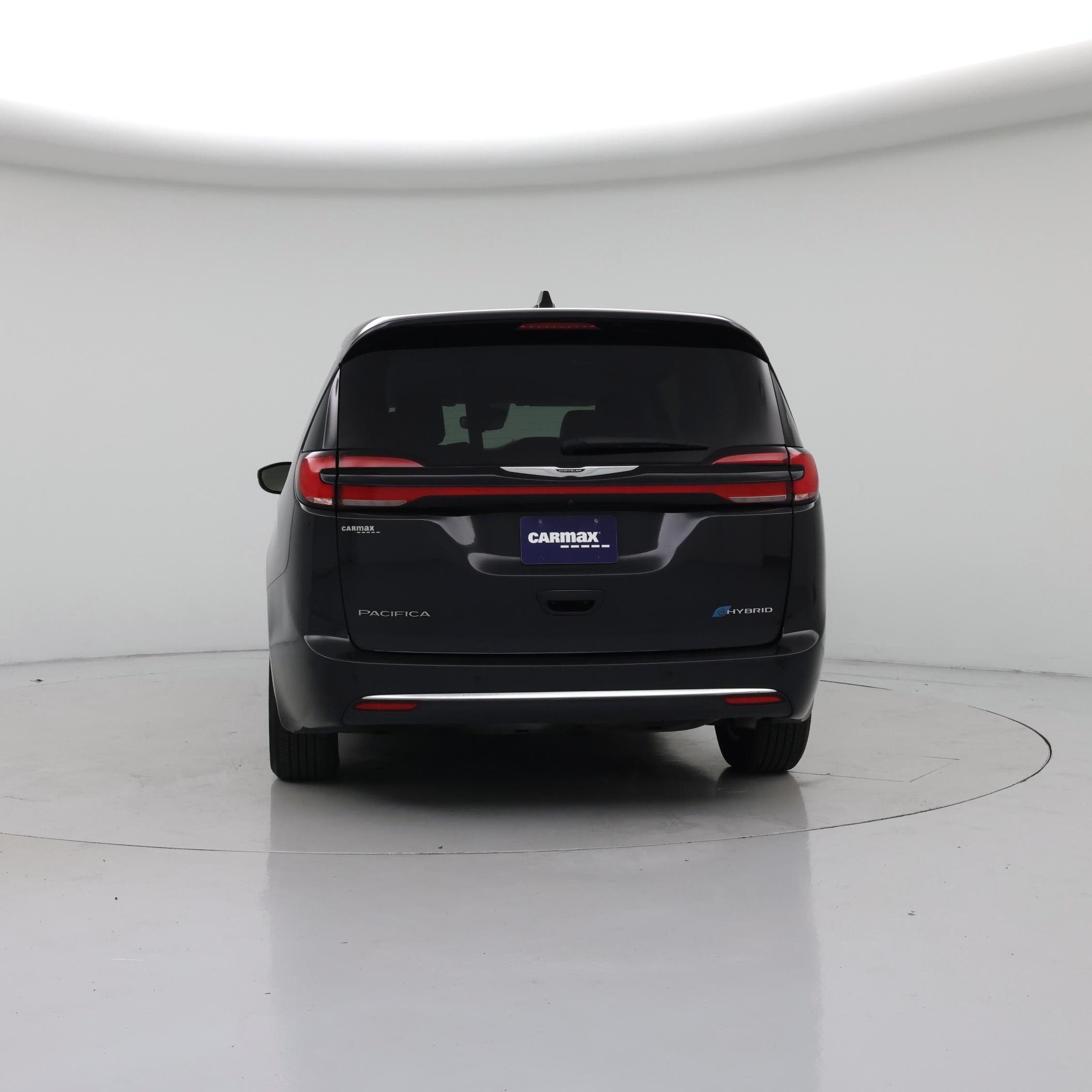 Thumbnail: 2023 Chrysler Pacifica - 6