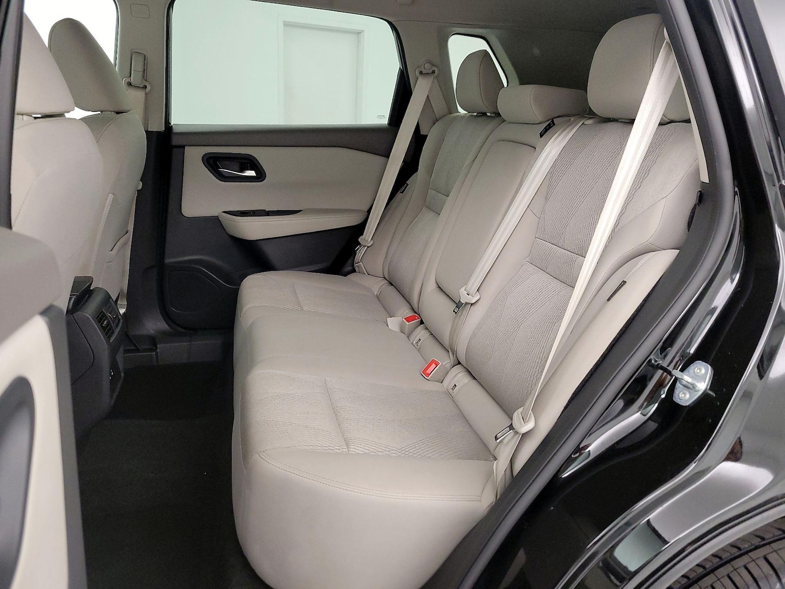 2025 Nissan Rogue SV - Photo 20