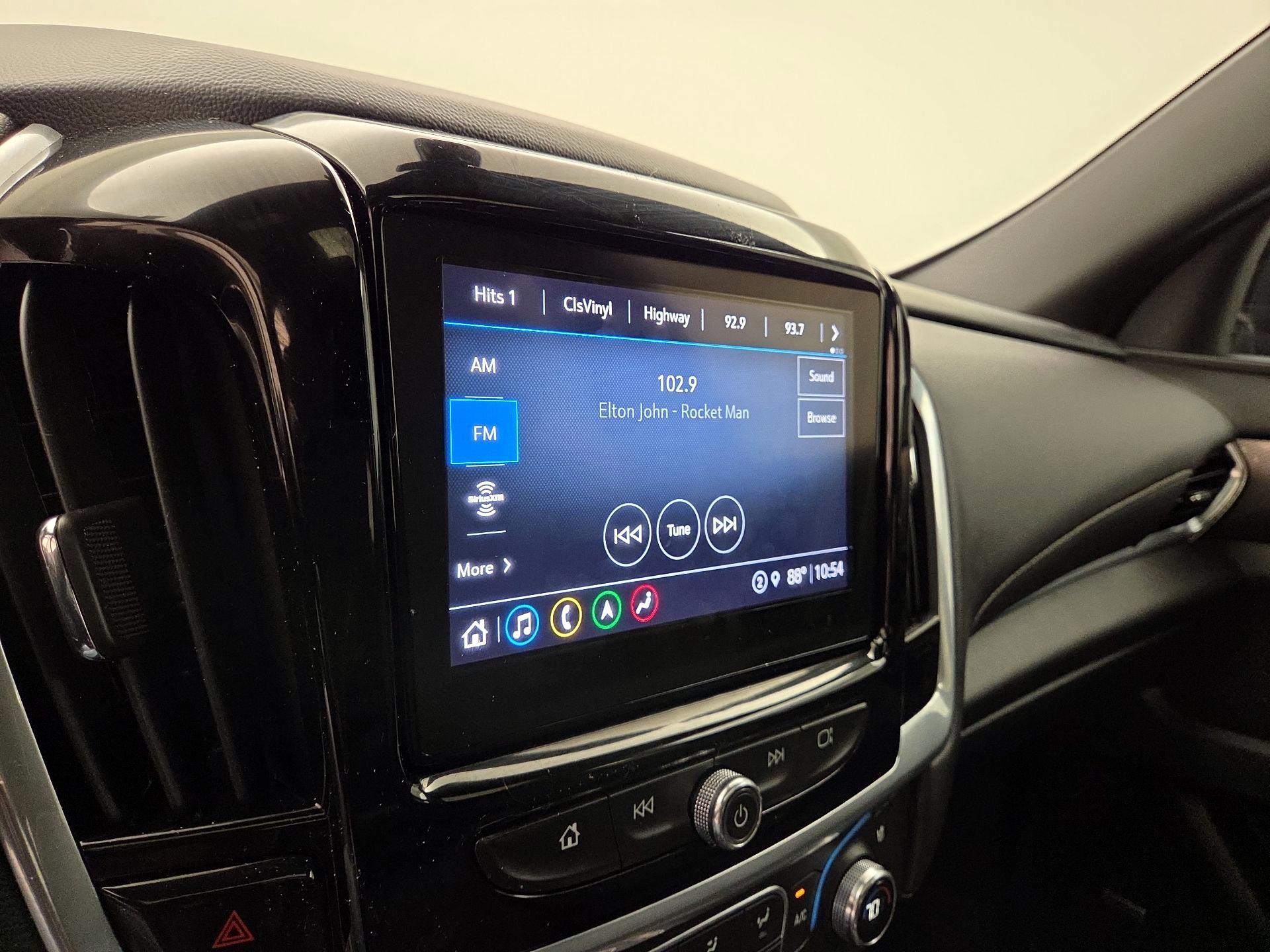 Thumbnail: 2023 Chevrolet Traverse - 15