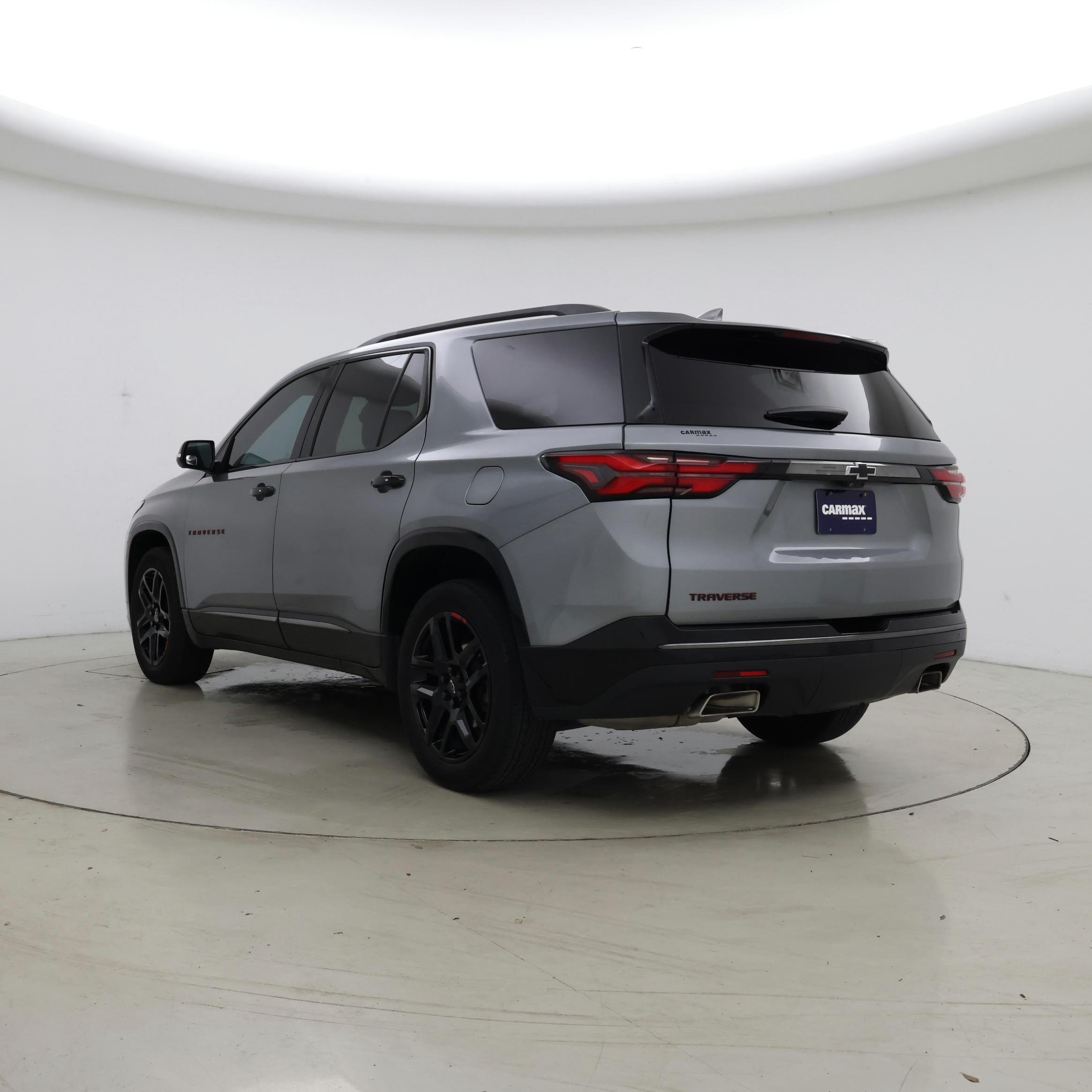 Thumbnail: 2023 Chevrolet Traverse - 2