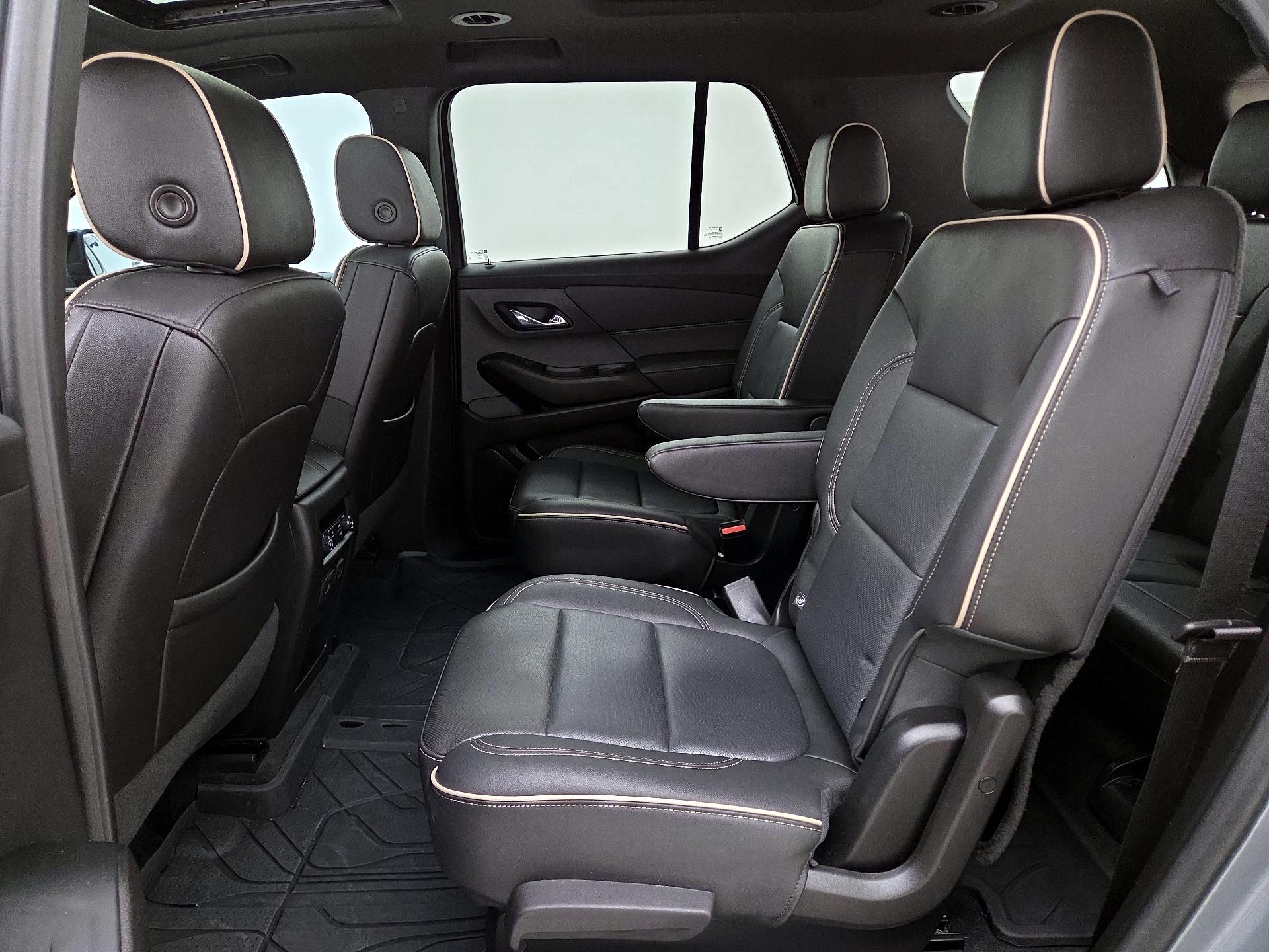 Thumbnail: 2023 Chevrolet Traverse - 20