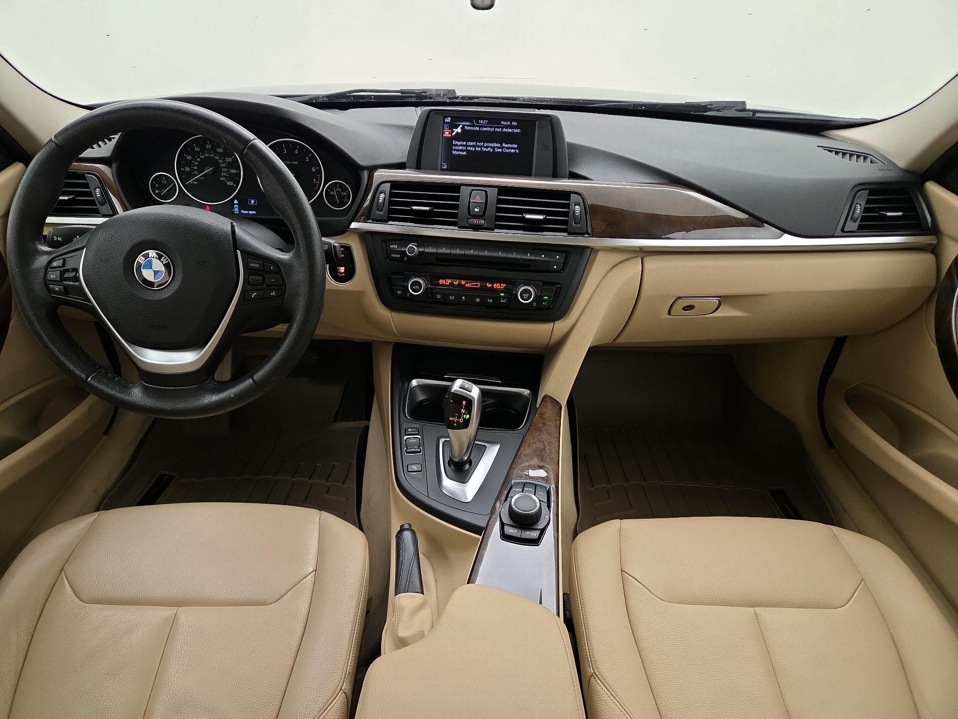 Thumbnail: 2015 BMW 3 Series - 9
