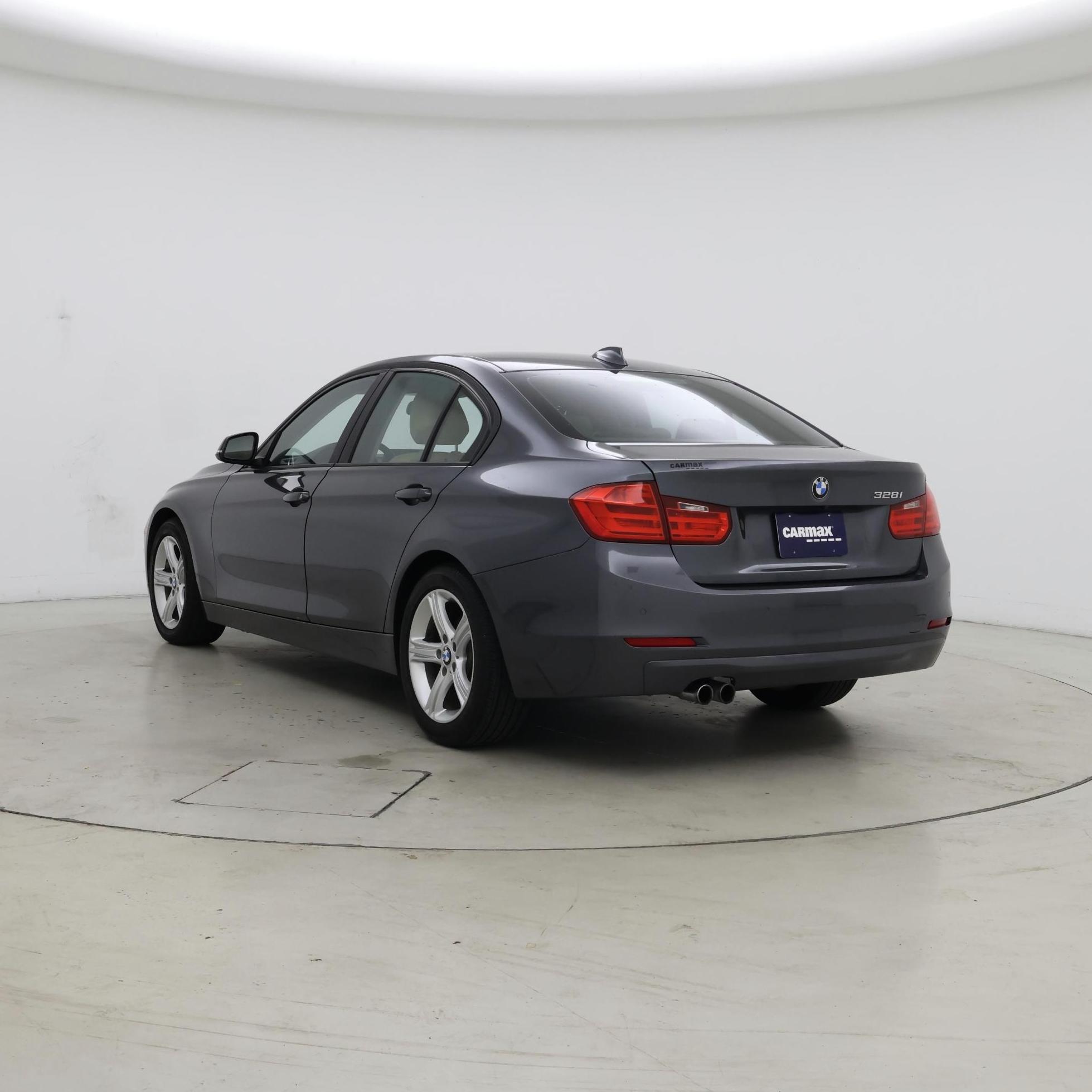 Thumbnail: 2015 BMW 3 Series - 2