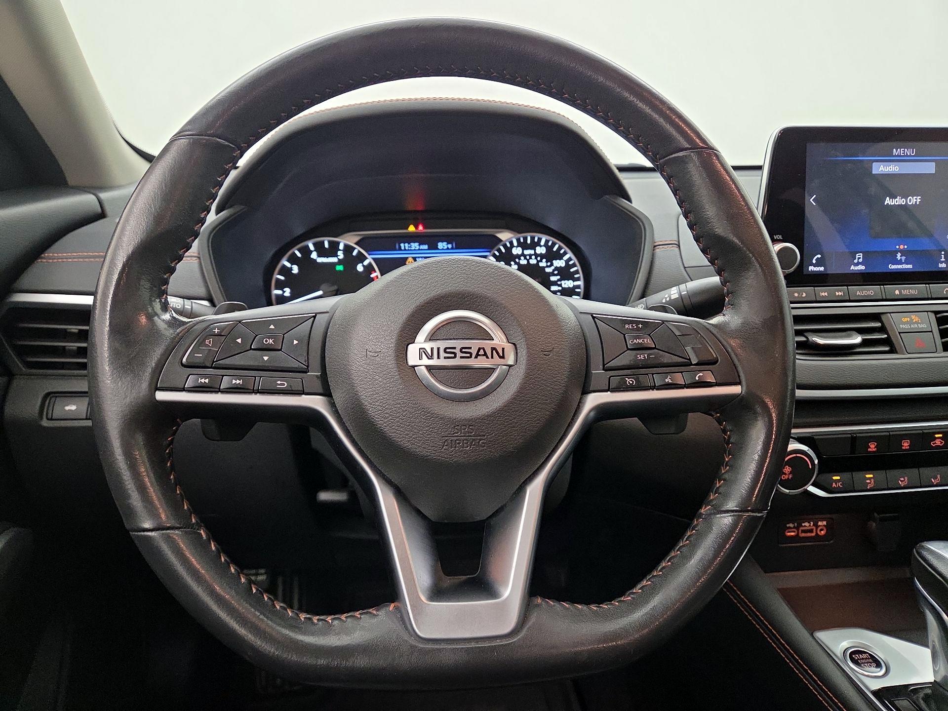Thumbnail: 2022 Nissan Altima - 10