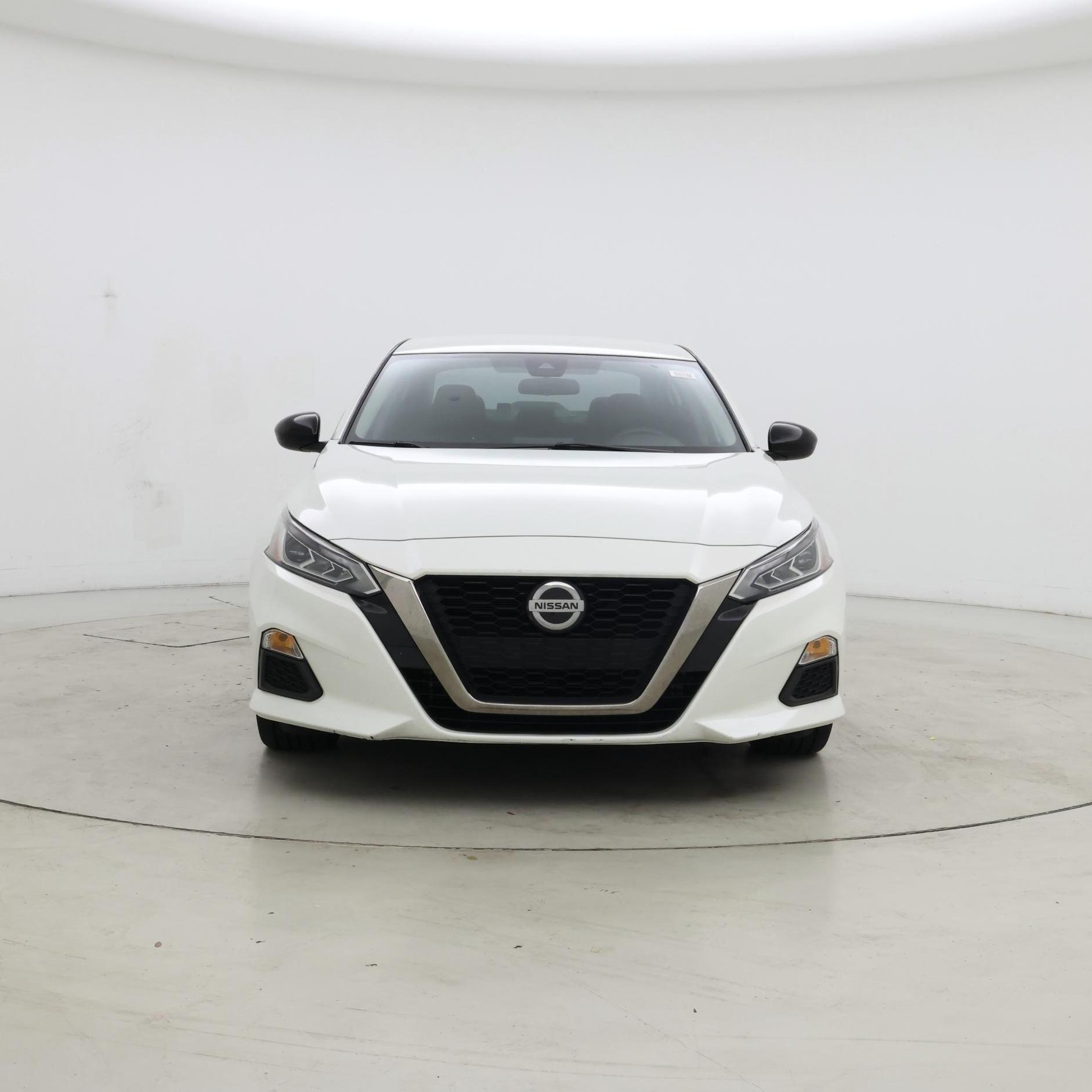 Thumbnail: 2022 Nissan Altima - 5