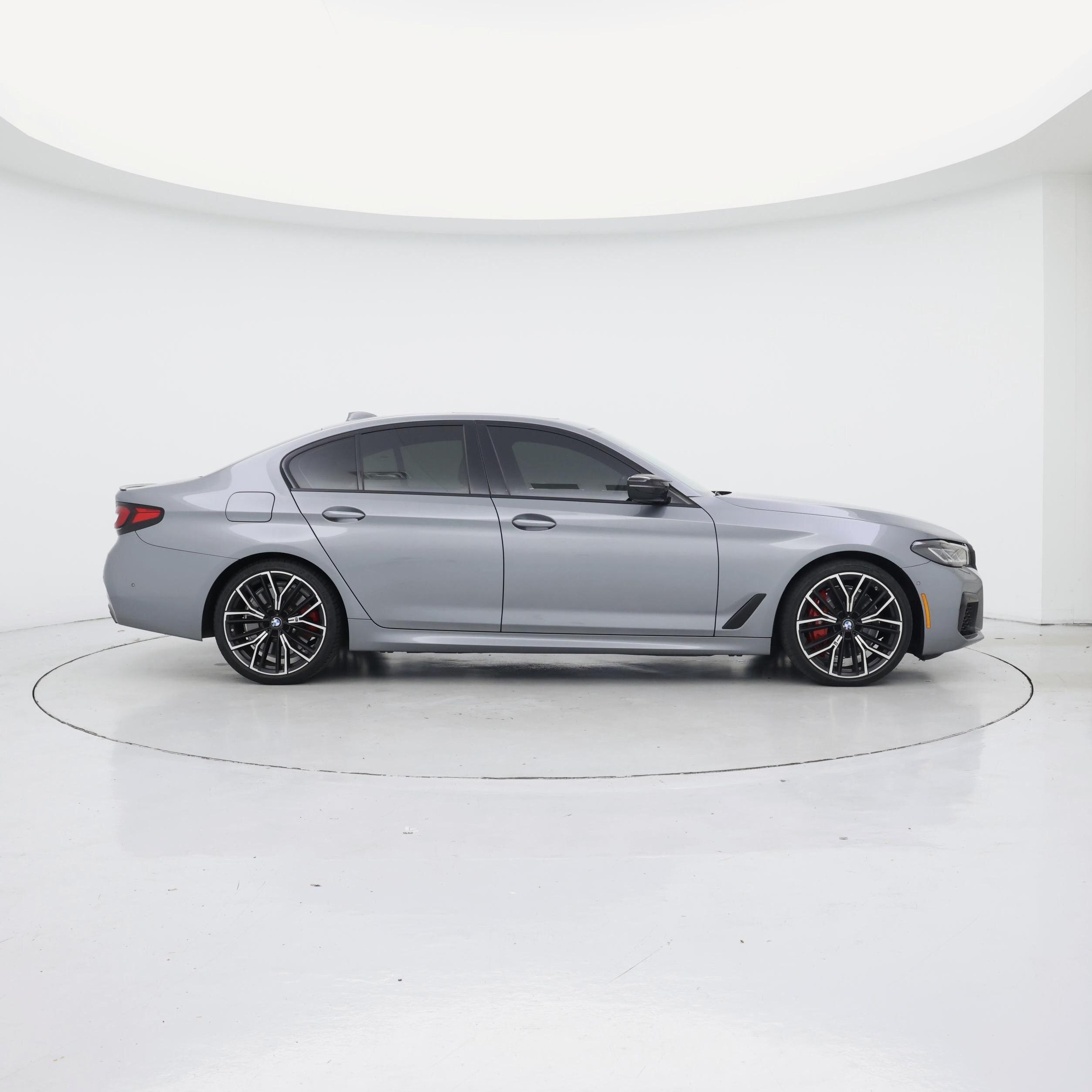 Thumbnail: 2023 BMW 5 Series - 7