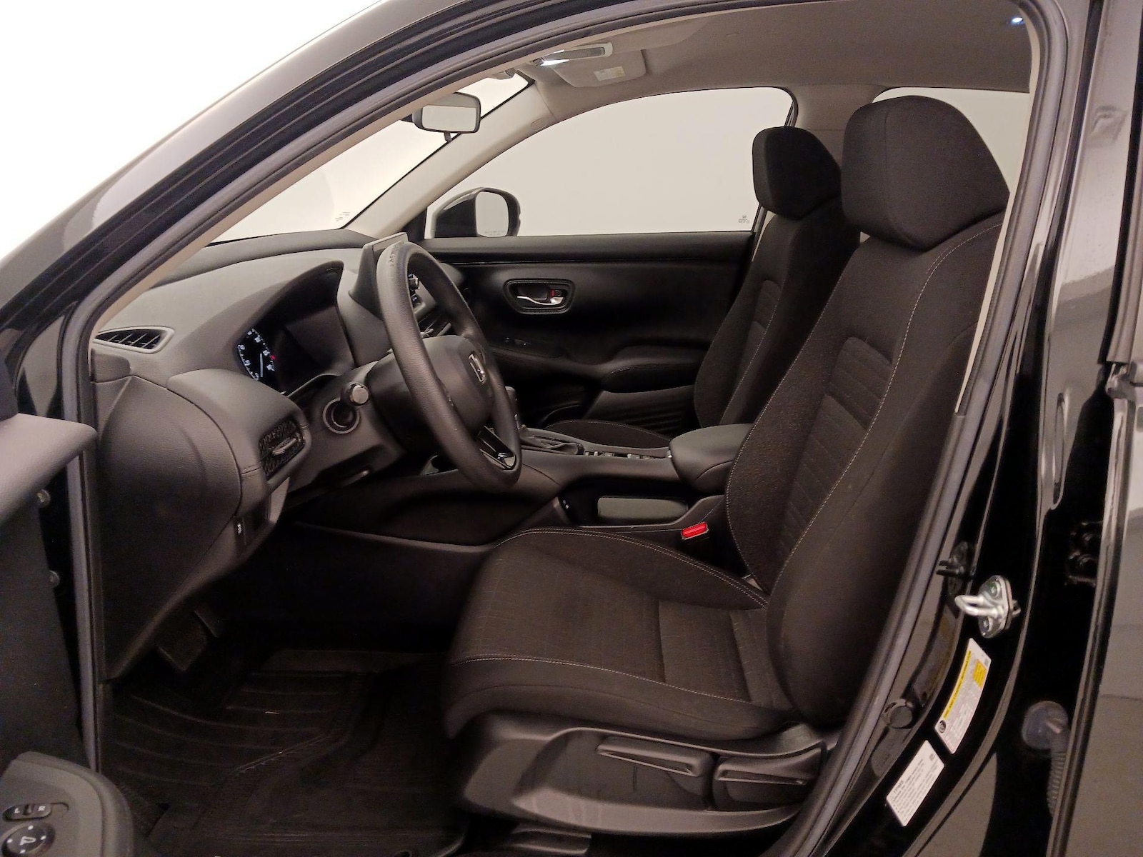 2024 Honda HR-V LX - Photo 12