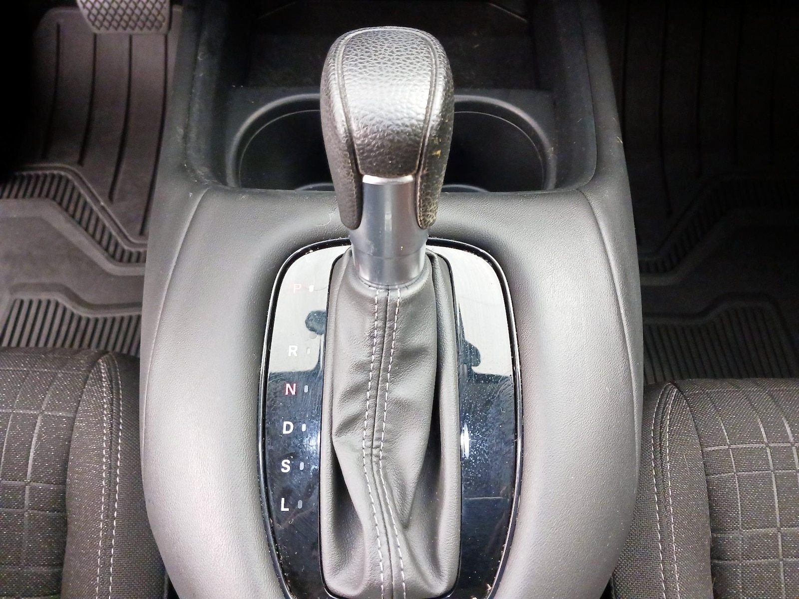 2024 Honda HR-V LX - Photo 18