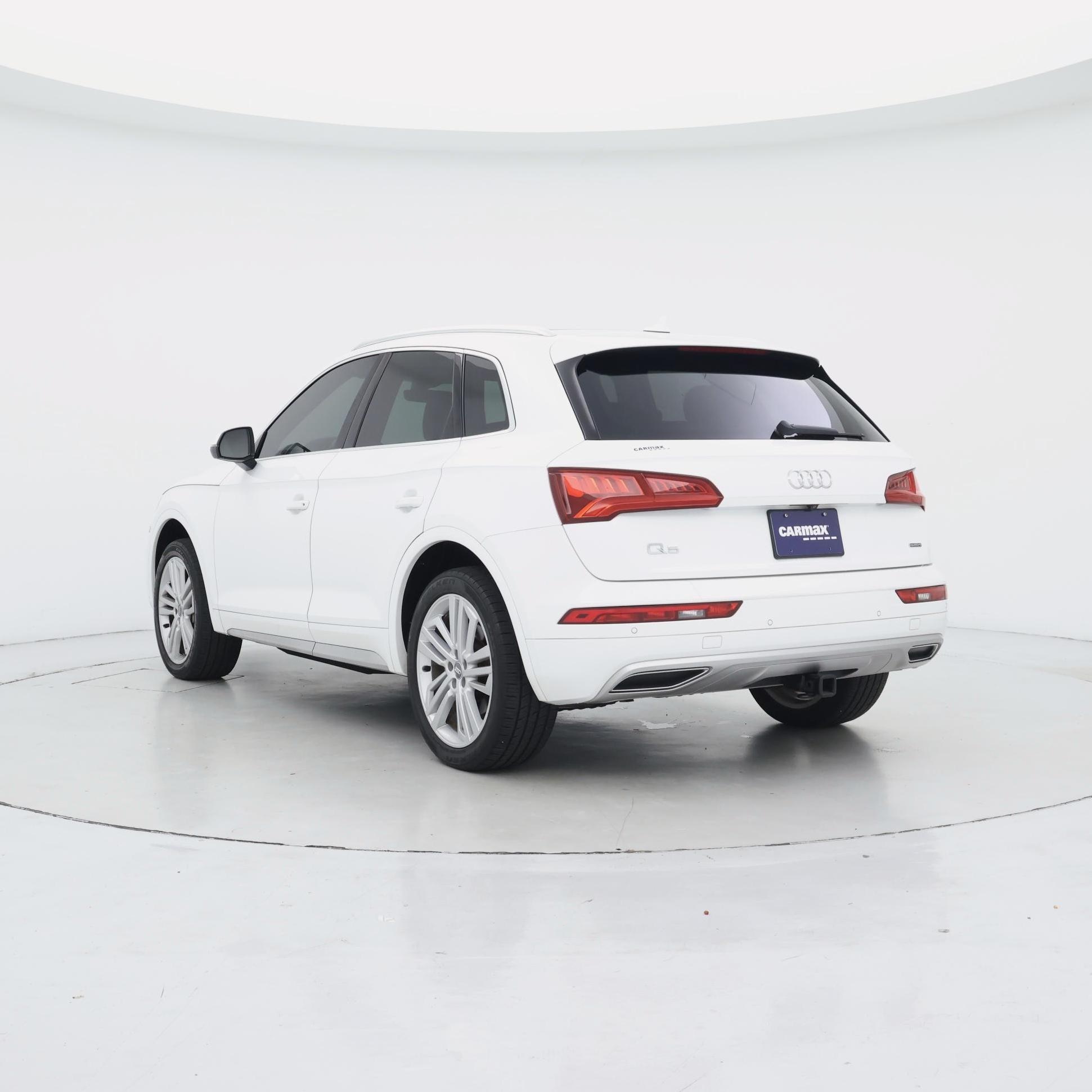 Thumbnail: 2020 Audi Q5 - 2