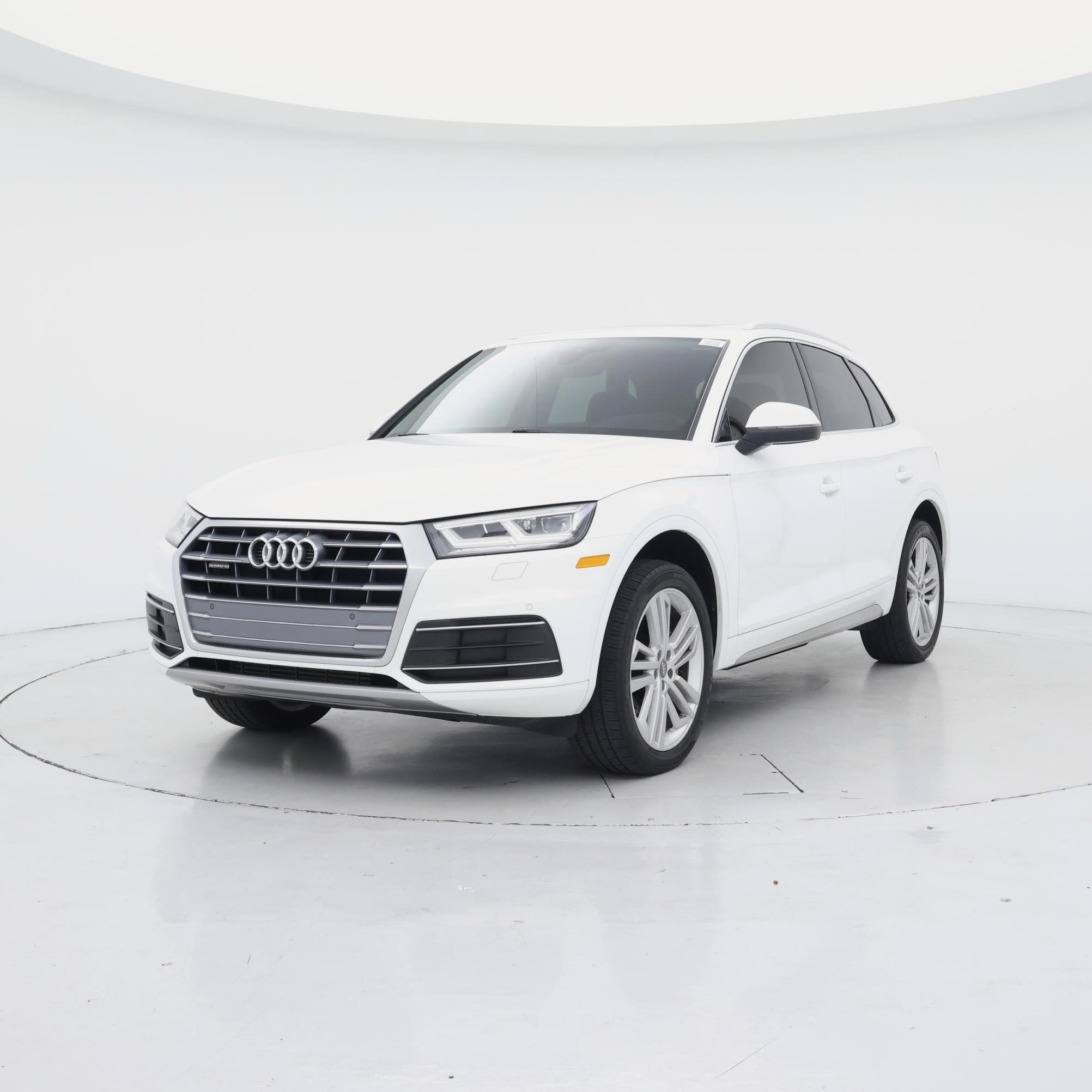 Thumbnail: 2020 Audi Q5 - 4