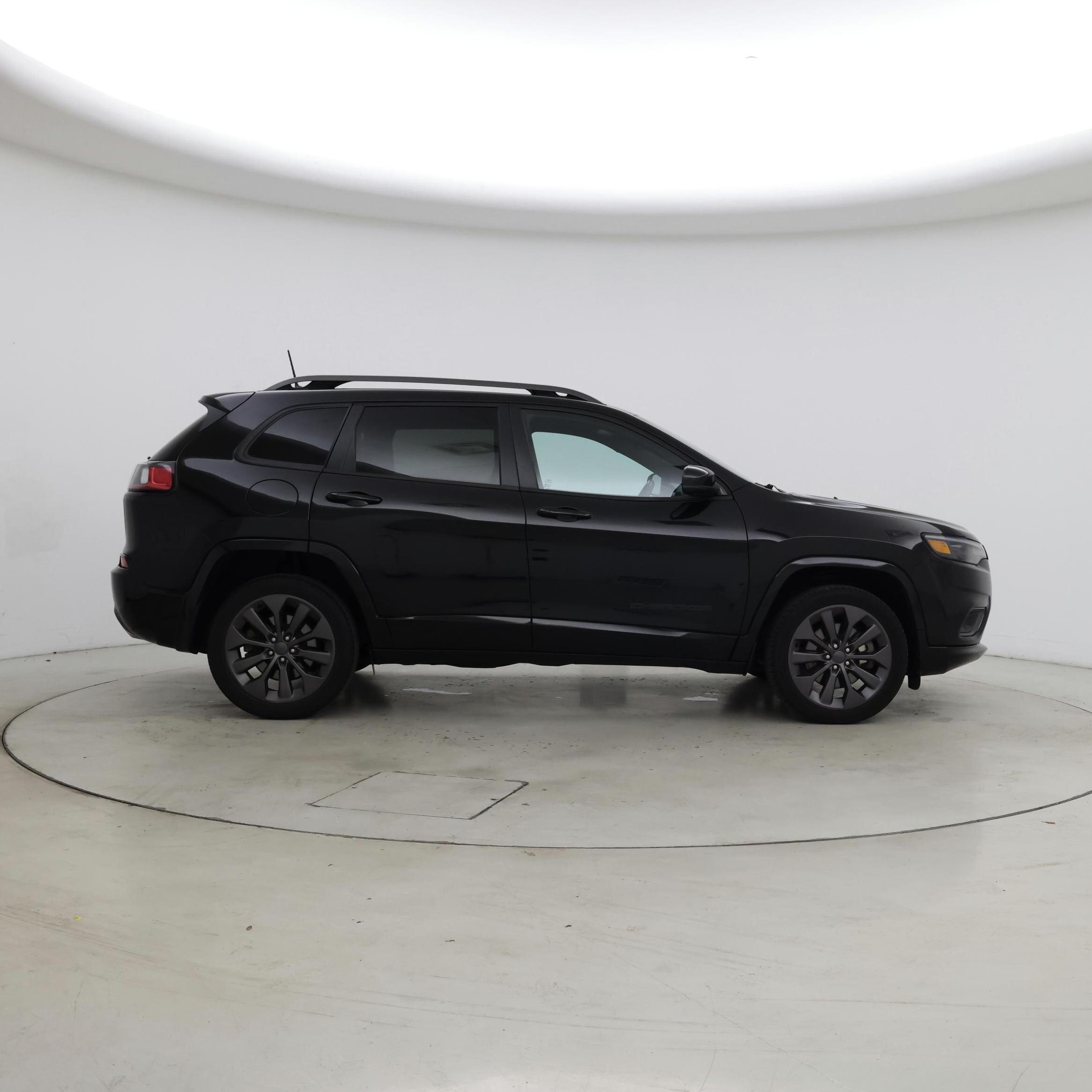 Thumbnail: 2020 Jeep Cherokee - 7