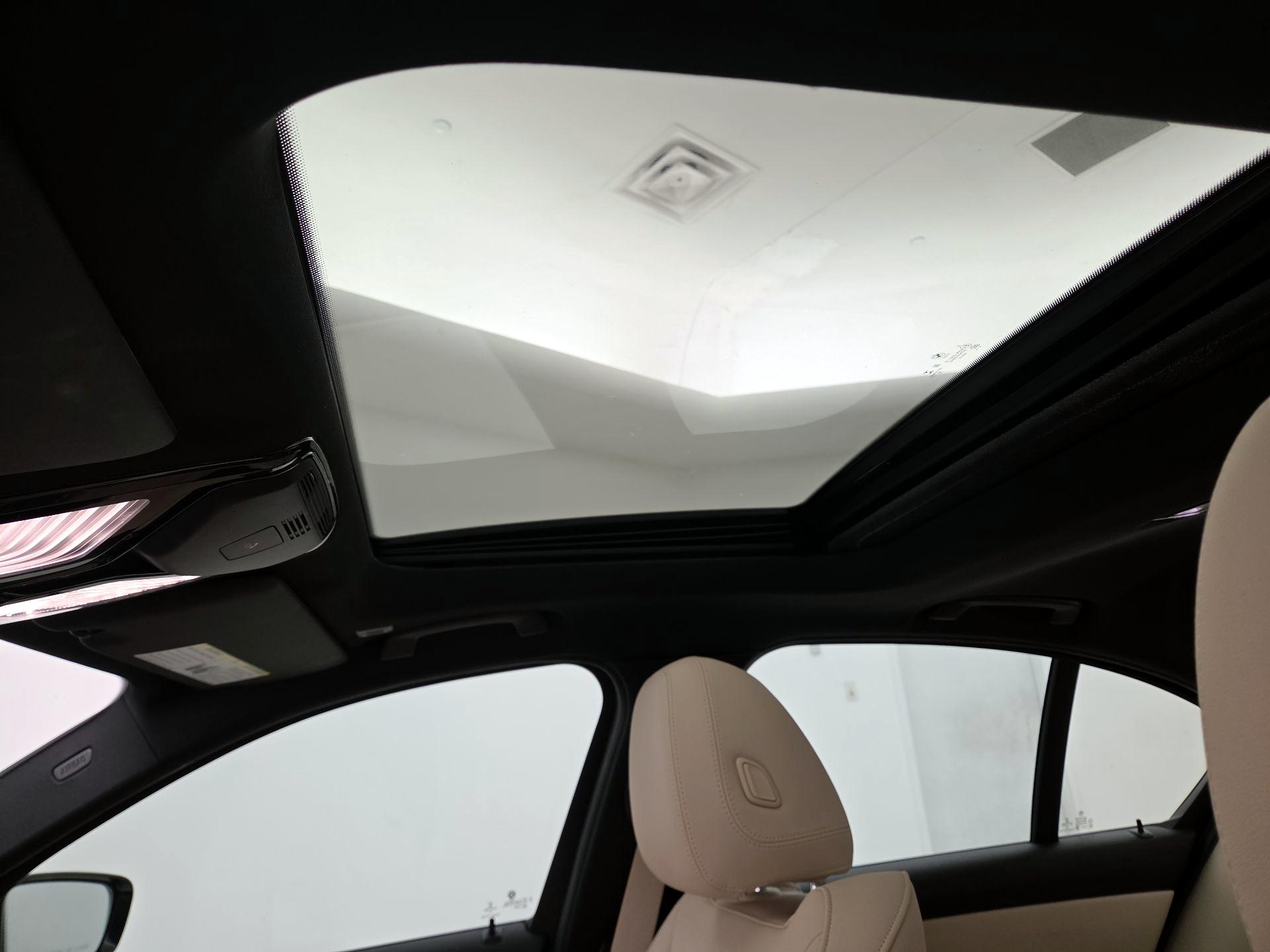 Thumbnail: 2021 BMW 3 Series - 20