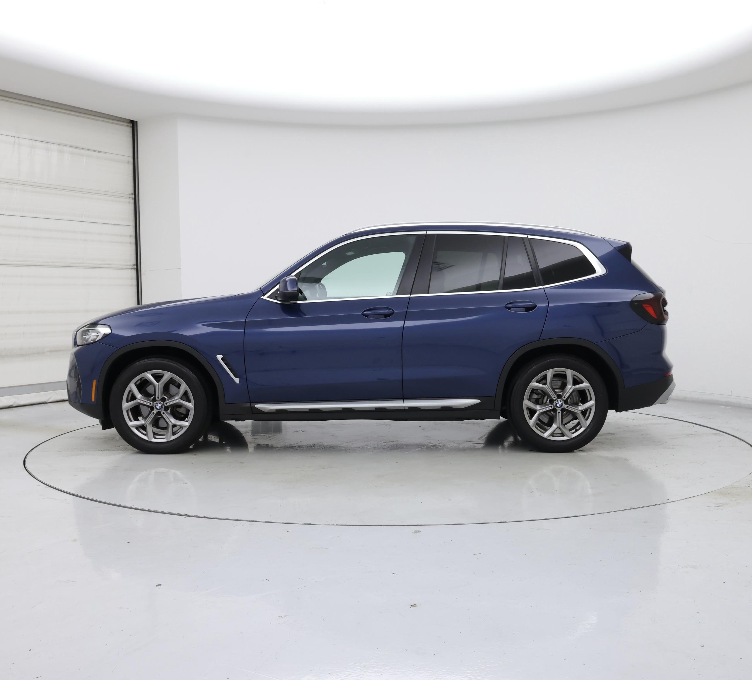 Thumbnail: 2022 BMW X3 - 3