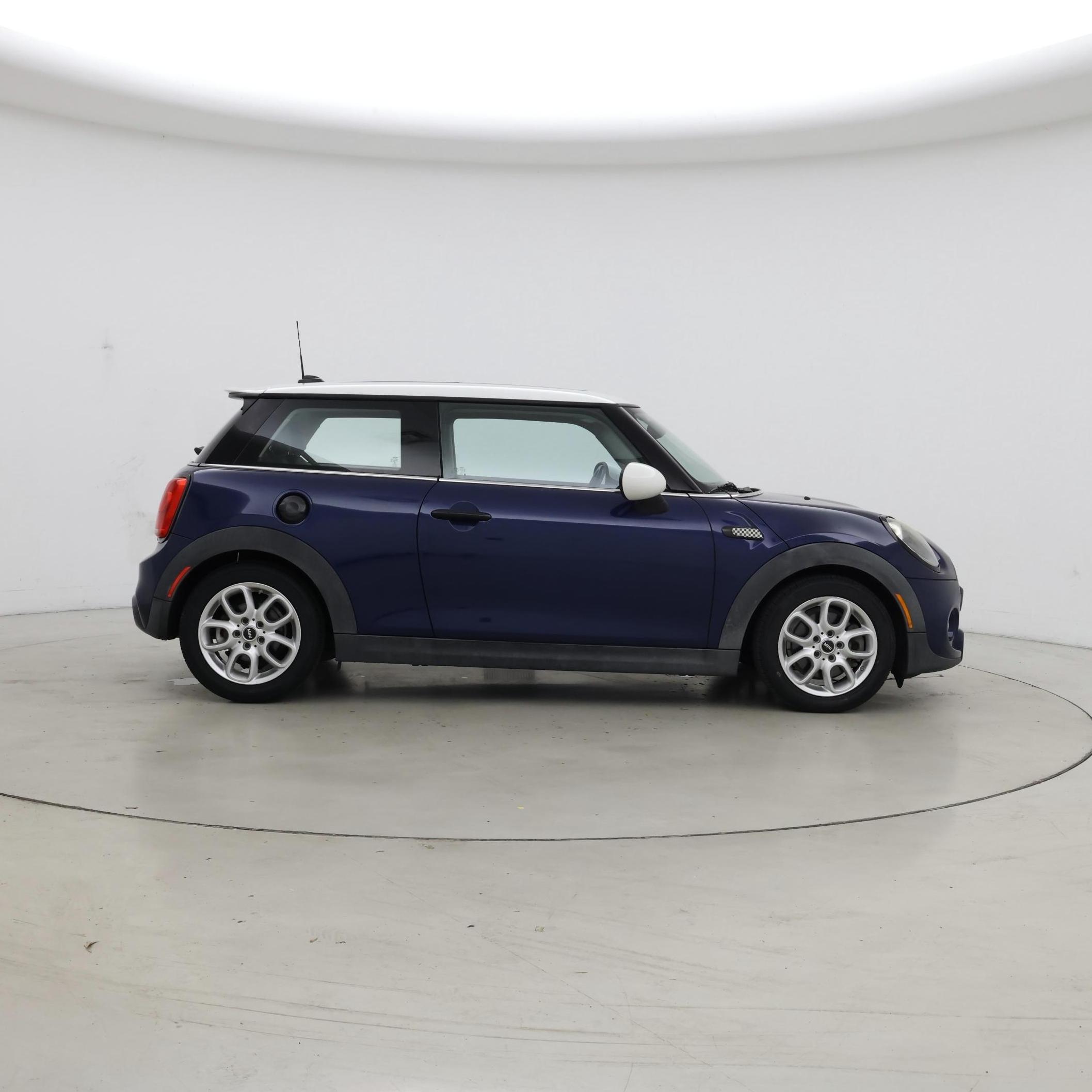Thumbnail: 2015 MINI Cooper Hardtop - 7