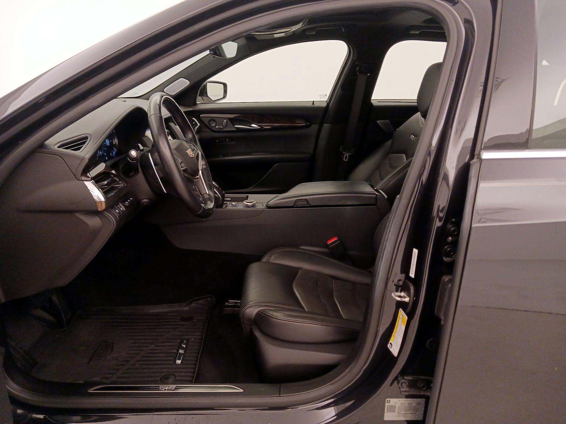 Thumbnail: 2020 Cadillac CT6 - 11