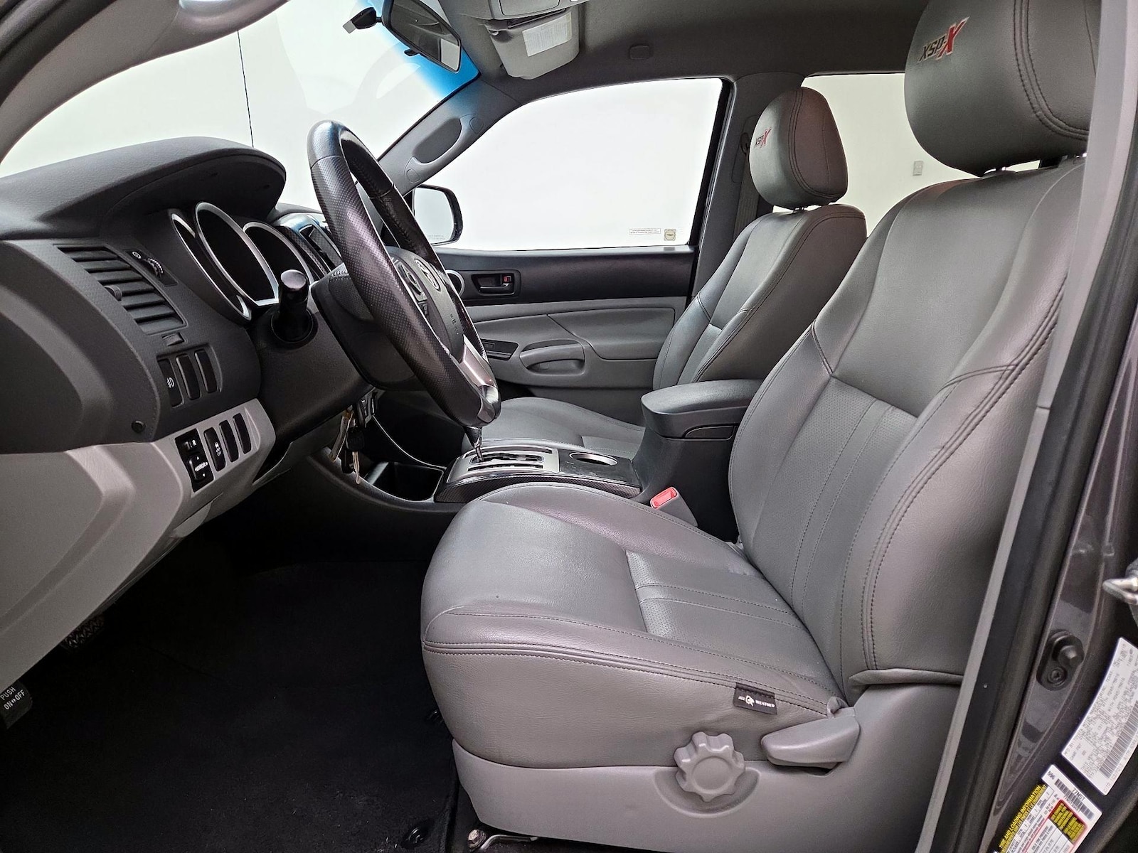 Leather Seats & Side Airbags
