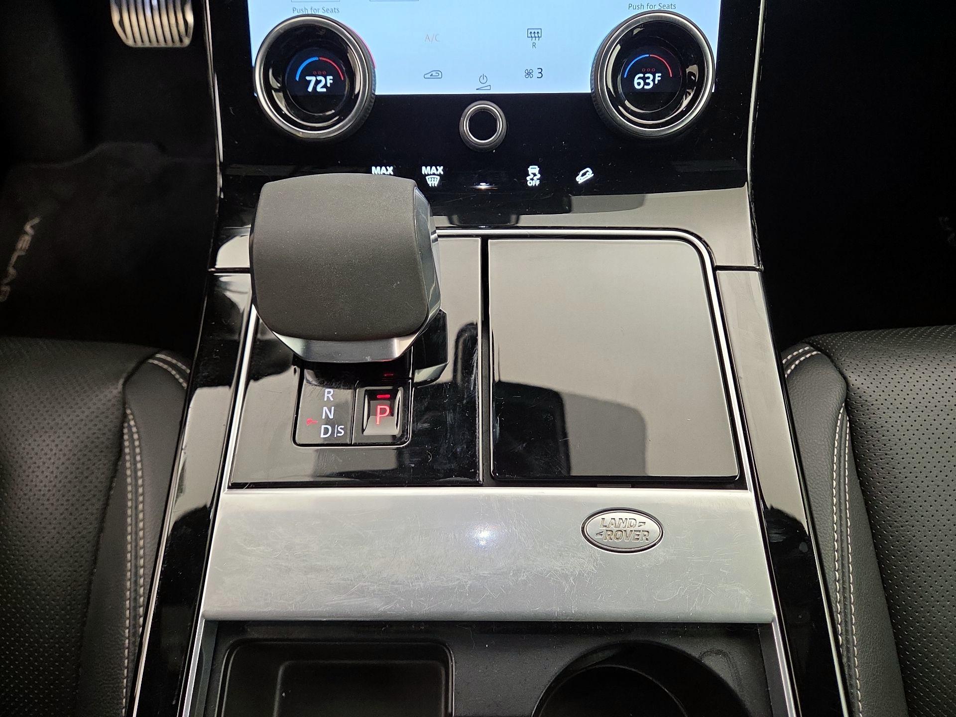 Thumbnail: 2021 Land Rover Range Rover Velar - 17