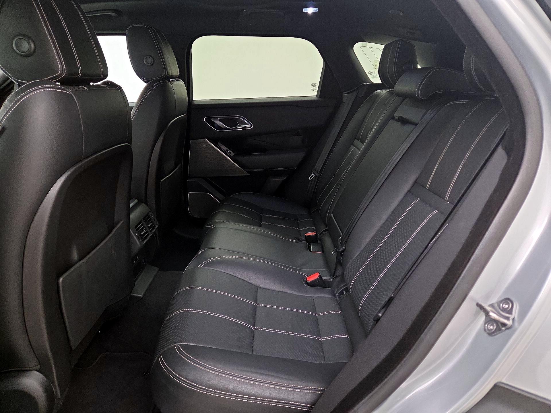Thumbnail: 2021 Land Rover Range Rover Velar - 19