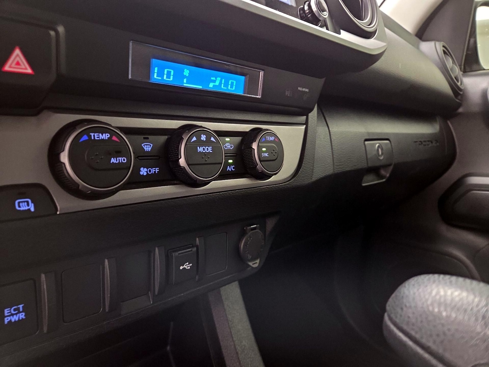 2023 Toyota Tacoma SR - Photo 17