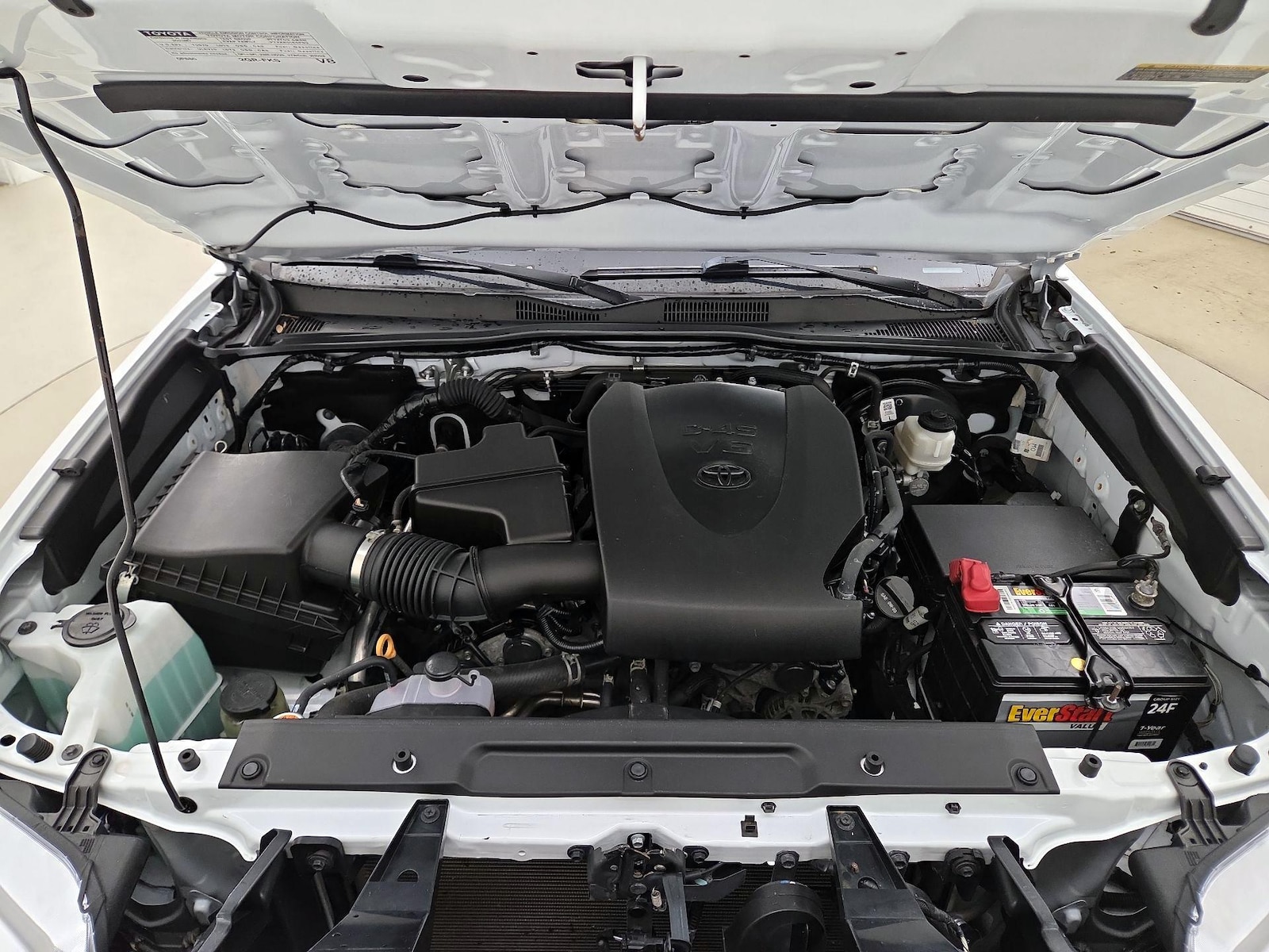 2023 Toyota Tacoma SR - Photo 22