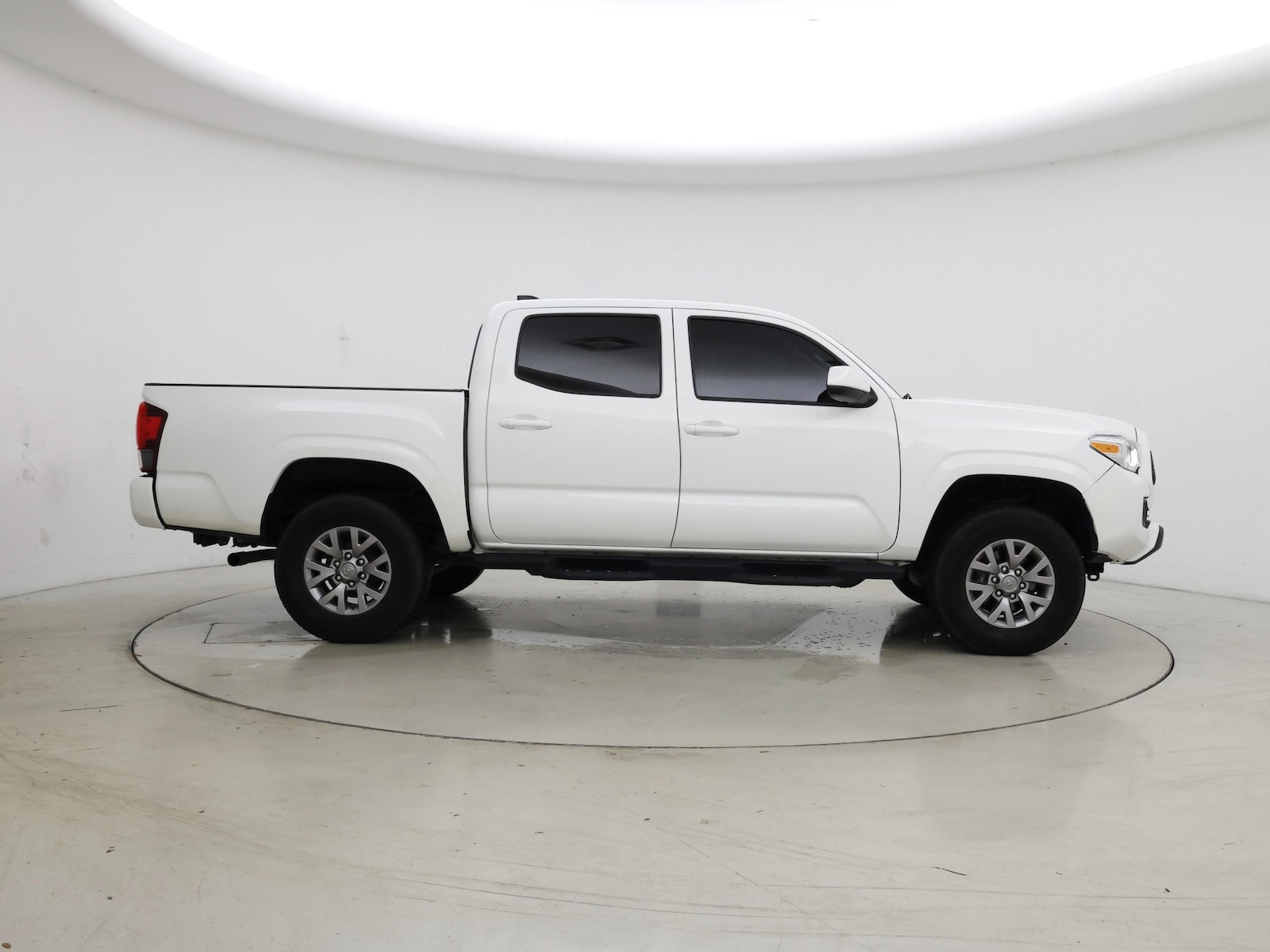2023 Toyota Tacoma SR - Photo 8