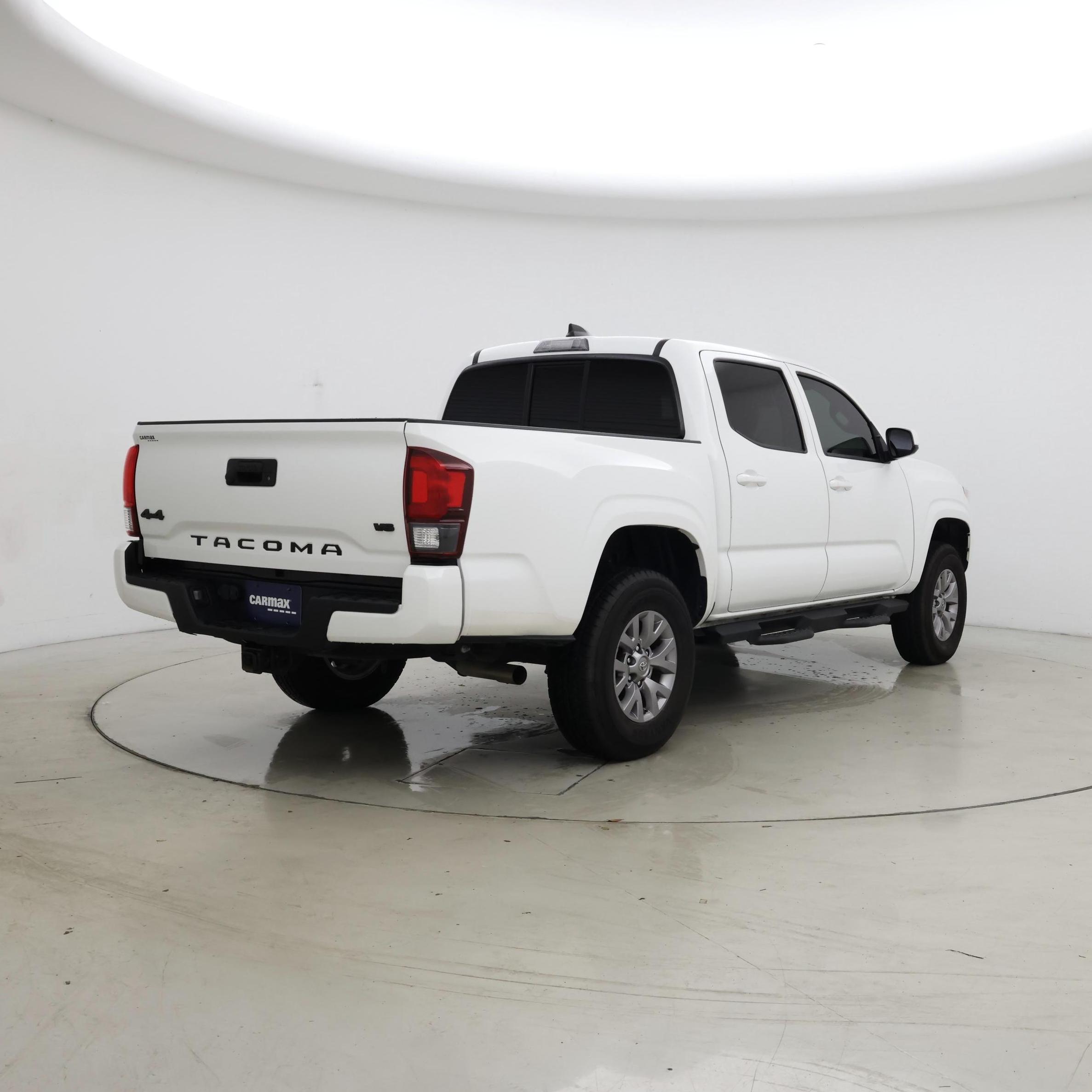 Thumbnail: 2023 Toyota Tacoma - 8
