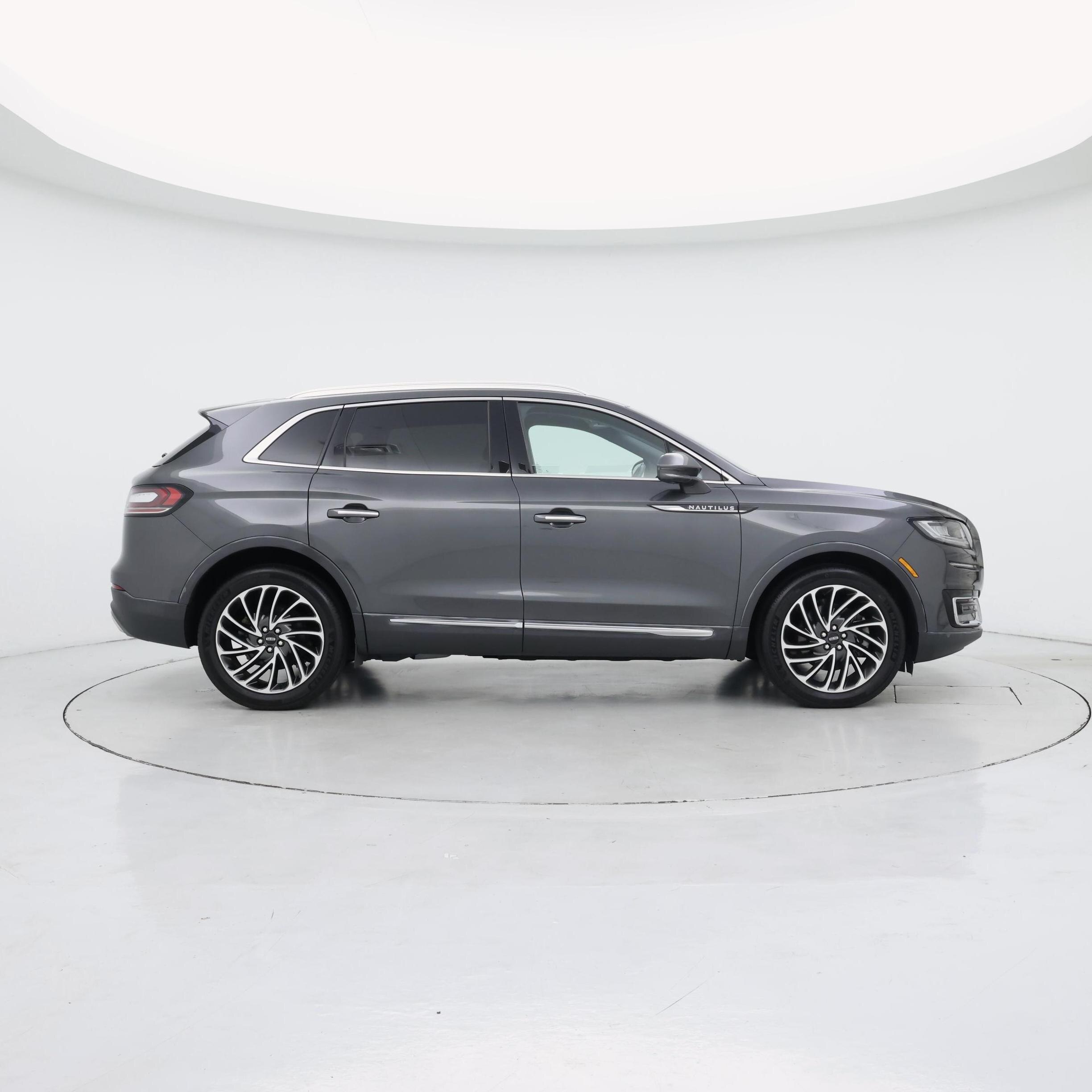 Thumbnail: 2020 Lincoln Nautilus - 7