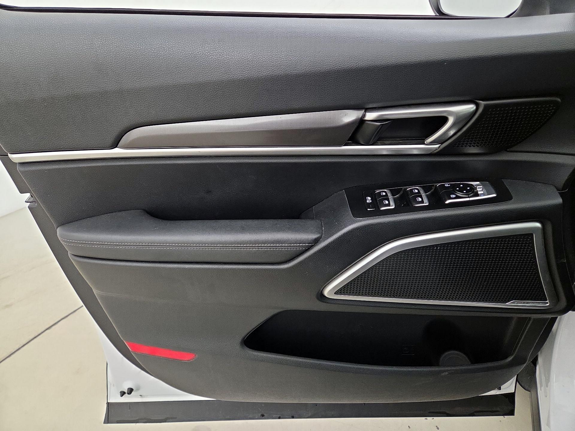 Thumbnail: 2023 Kia Telluride - 12