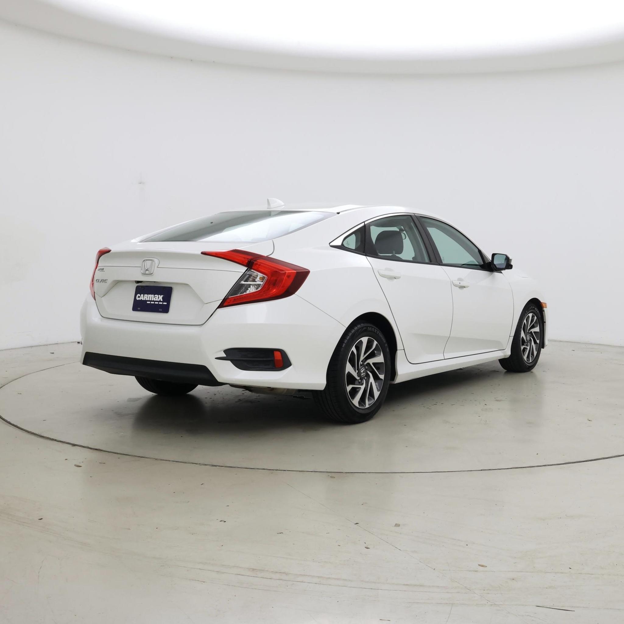 Thumbnail: 2017 Honda Civic - 8