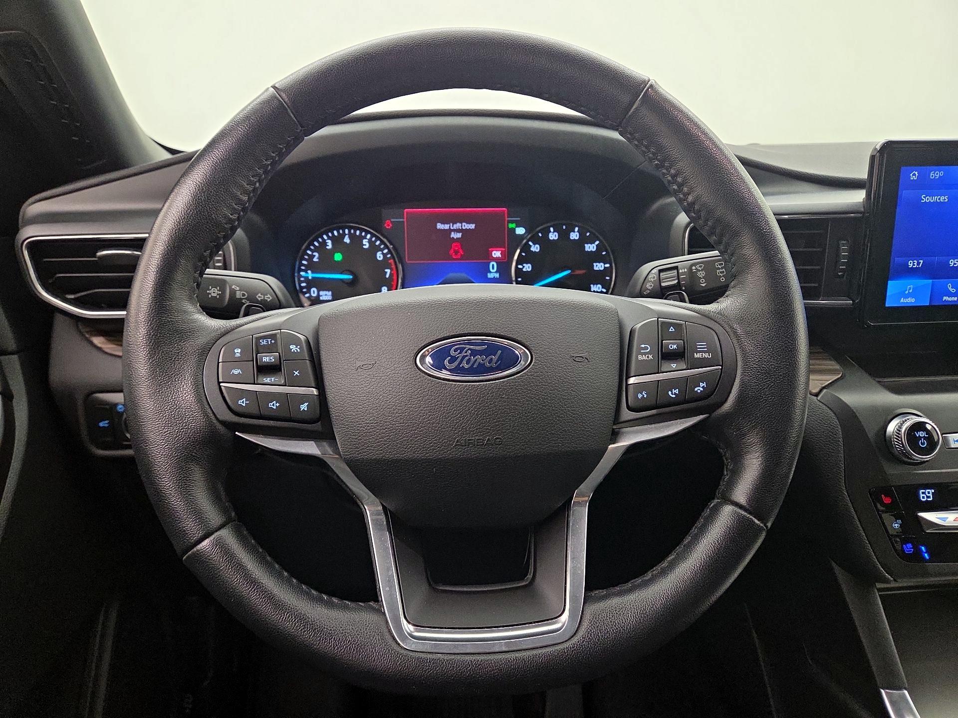 Thumbnail: 2020 Ford Explorer - 10