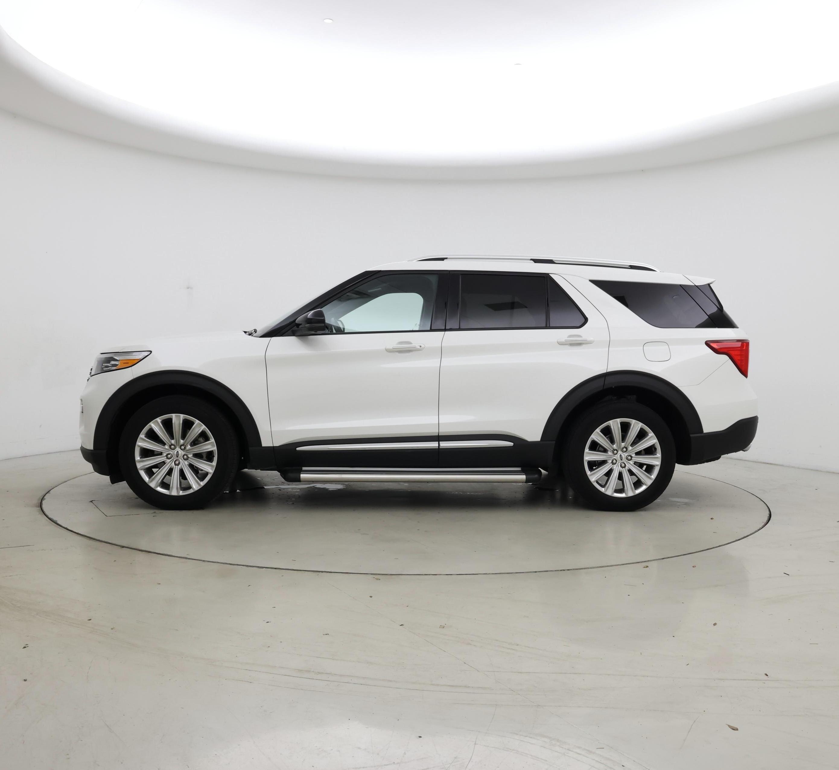Thumbnail: 2020 Ford Explorer - 3