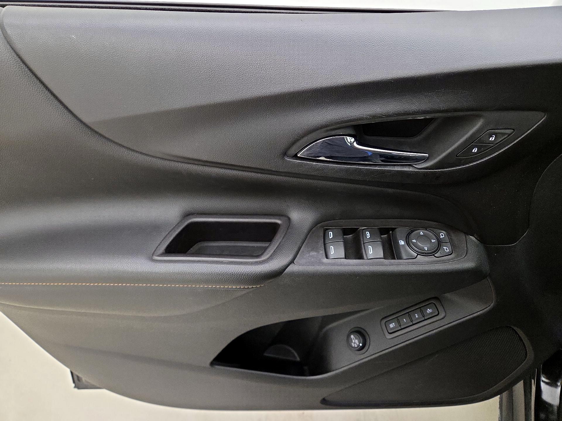 Thumbnail: 2019 Chevrolet Equinox - 12