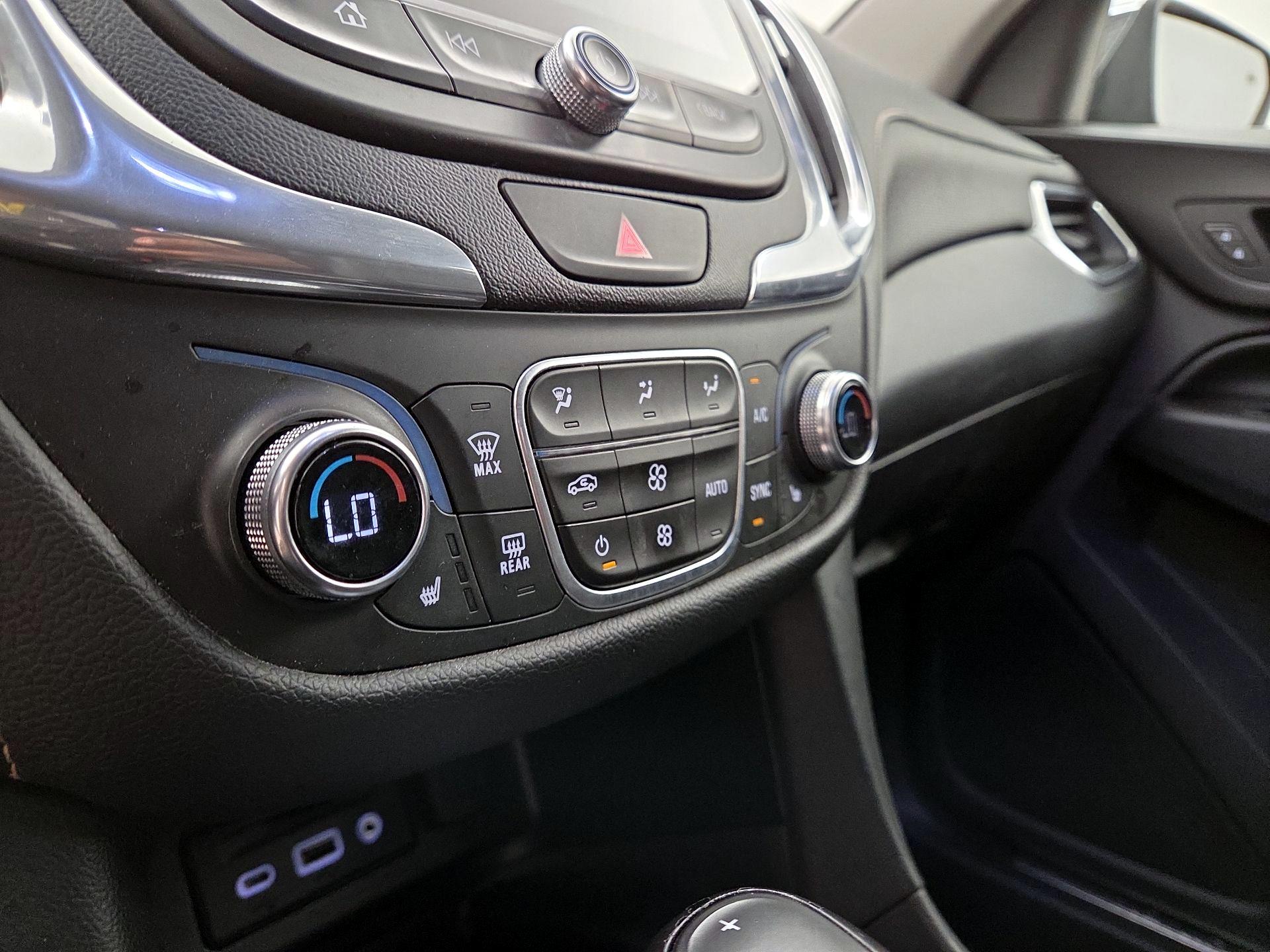 Thumbnail: 2019 Chevrolet Equinox - 16