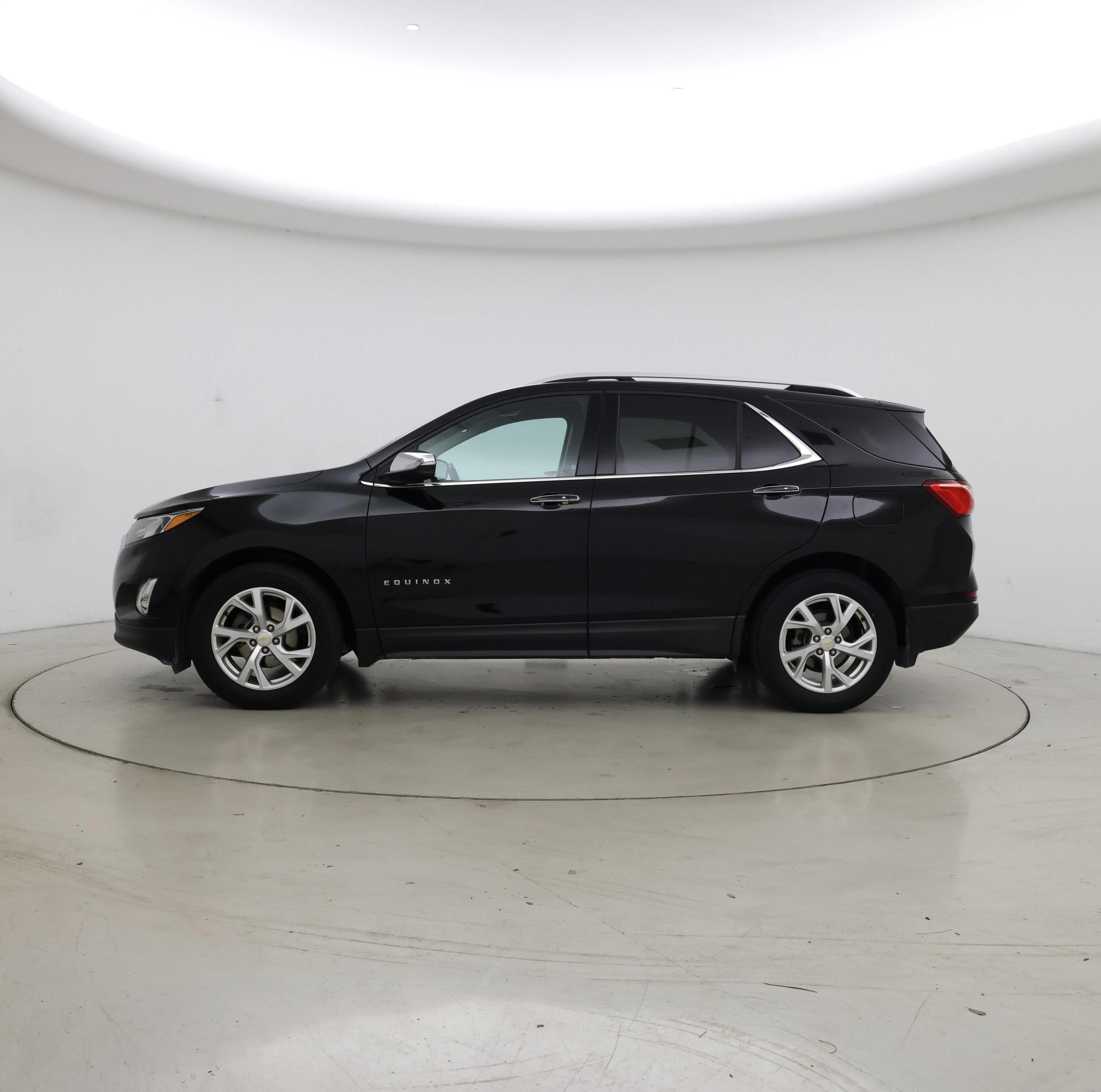 Thumbnail: 2019 Chevrolet Equinox - 3