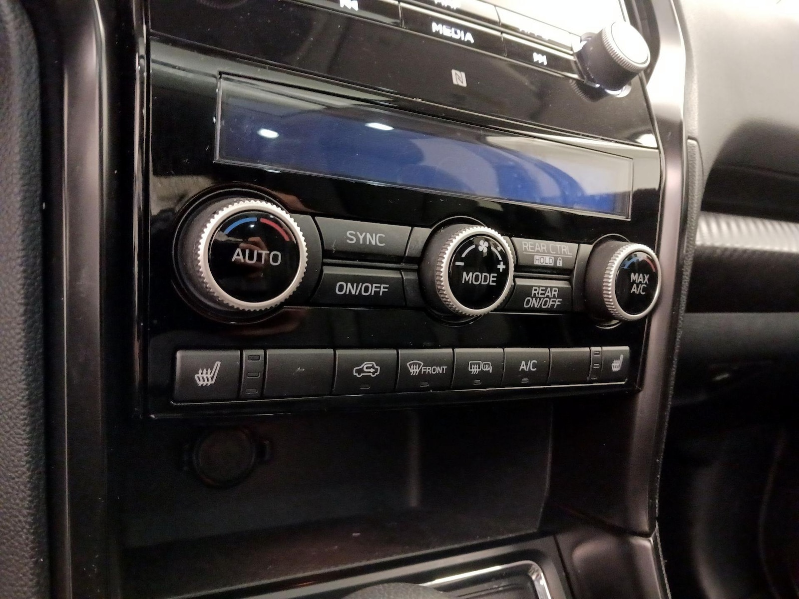 2022 Subaru Ascent Onyx Edition - Photo 18