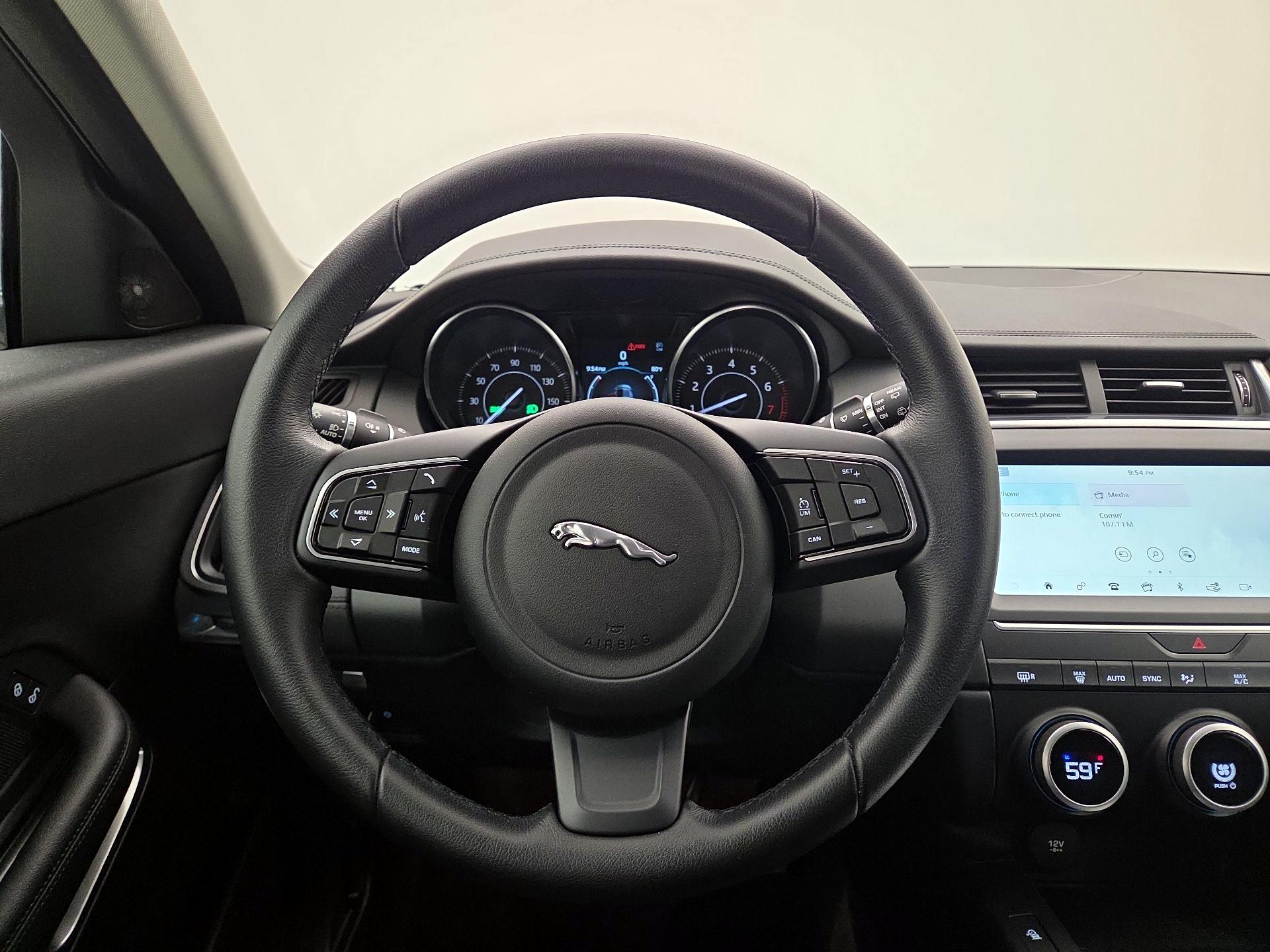 Thumbnail: 2020 Jaguar E-Pace - 10