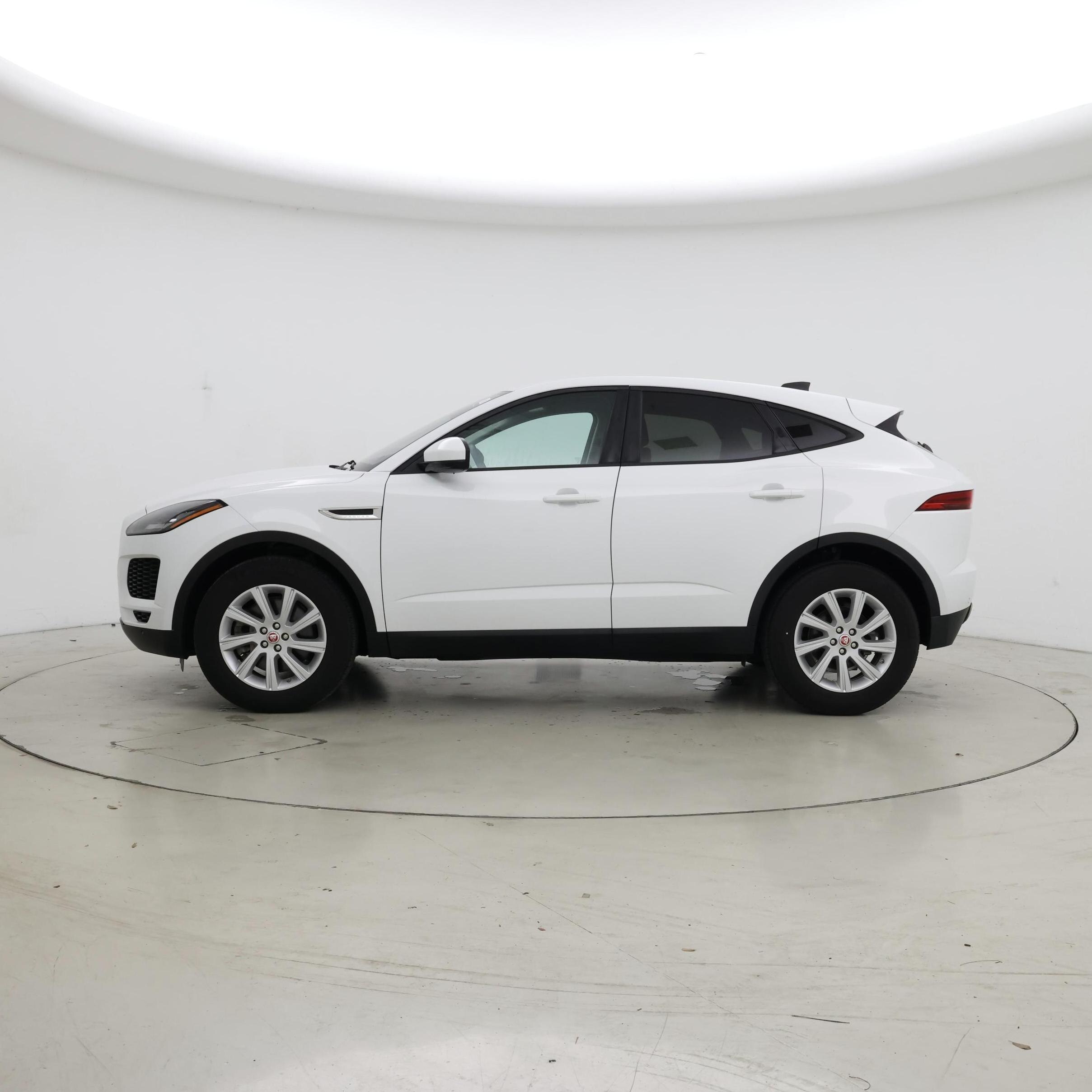 Thumbnail: 2020 Jaguar E-Pace - 3