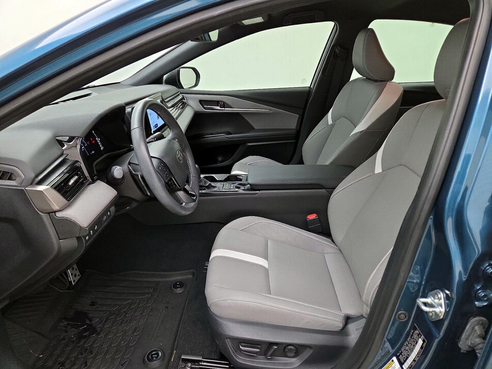 Power Seat(s) & Side Airbags