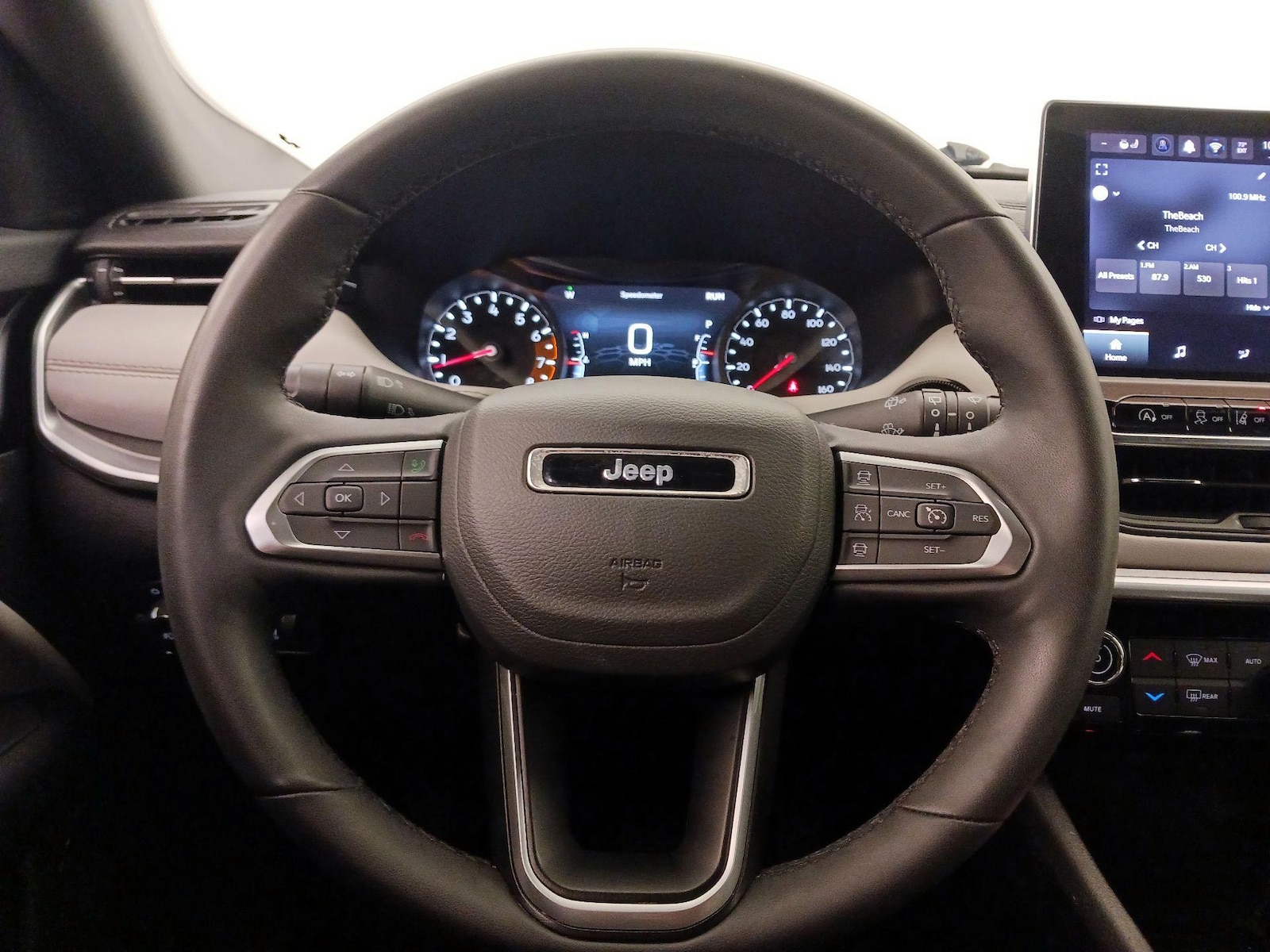 2025 Jeep Compass Limited - Photo 11