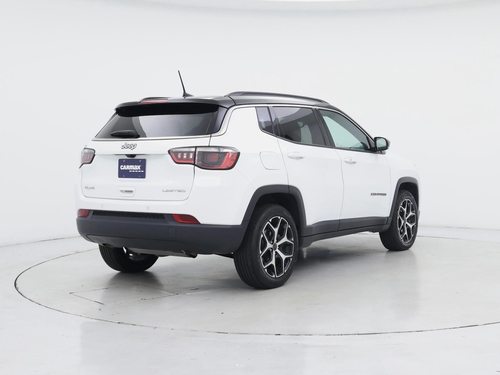 2025 Jeep Compass Limited - Photo 9