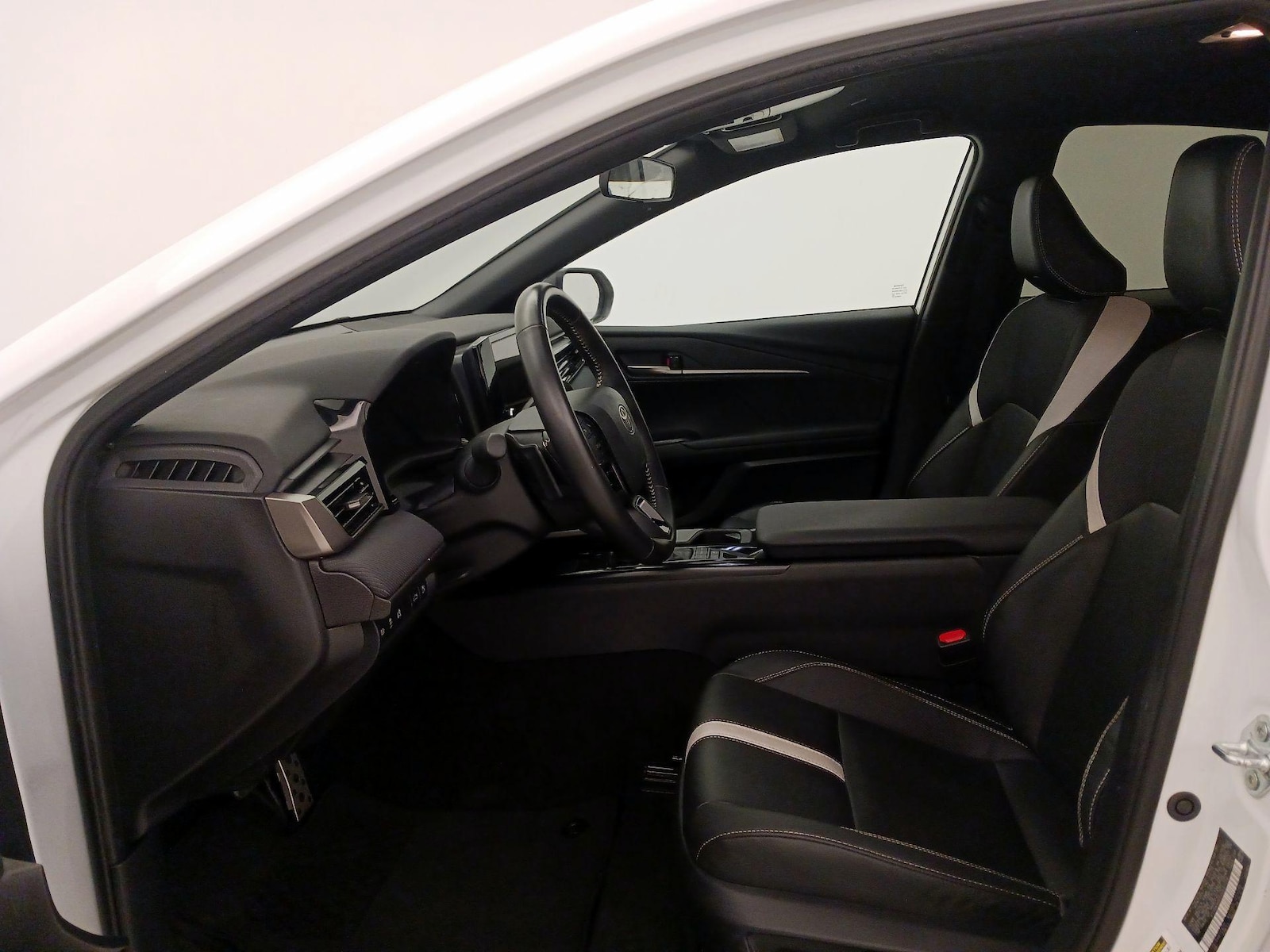 Power Seat(s) & Side Airbags