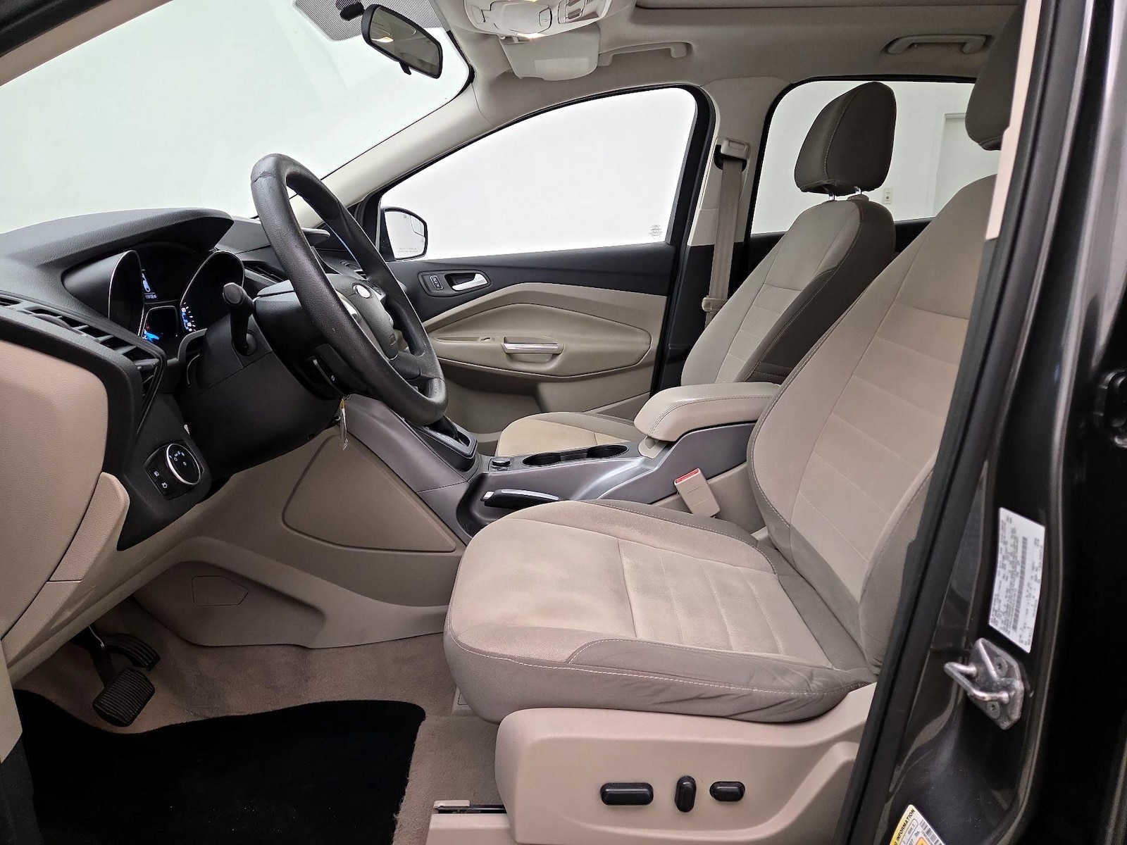 Power Seat(s) & Side Airbags