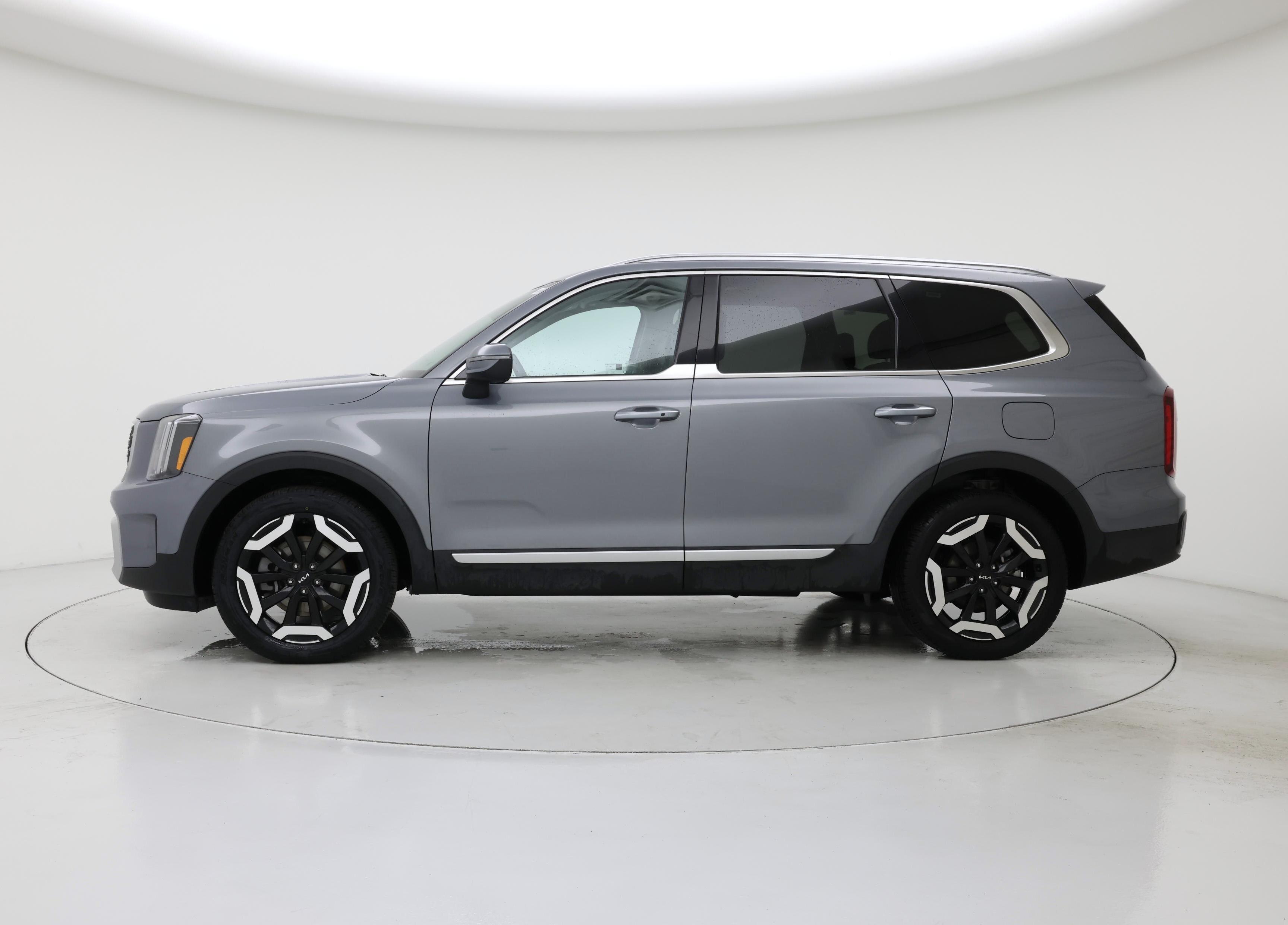 Thumbnail: 2025 Kia Telluride - 3