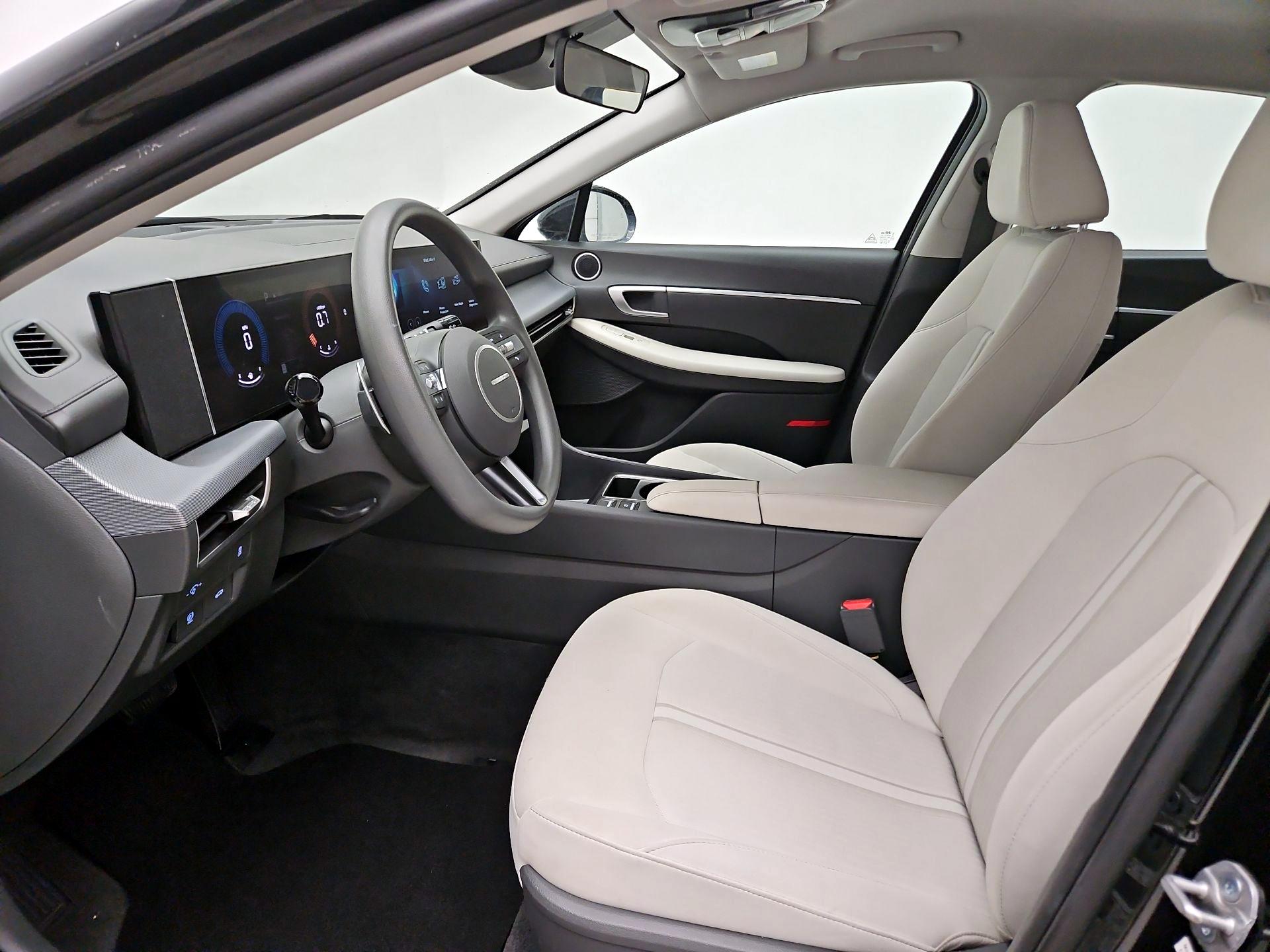 Thumbnail: 2025 Hyundai Sonata - 11